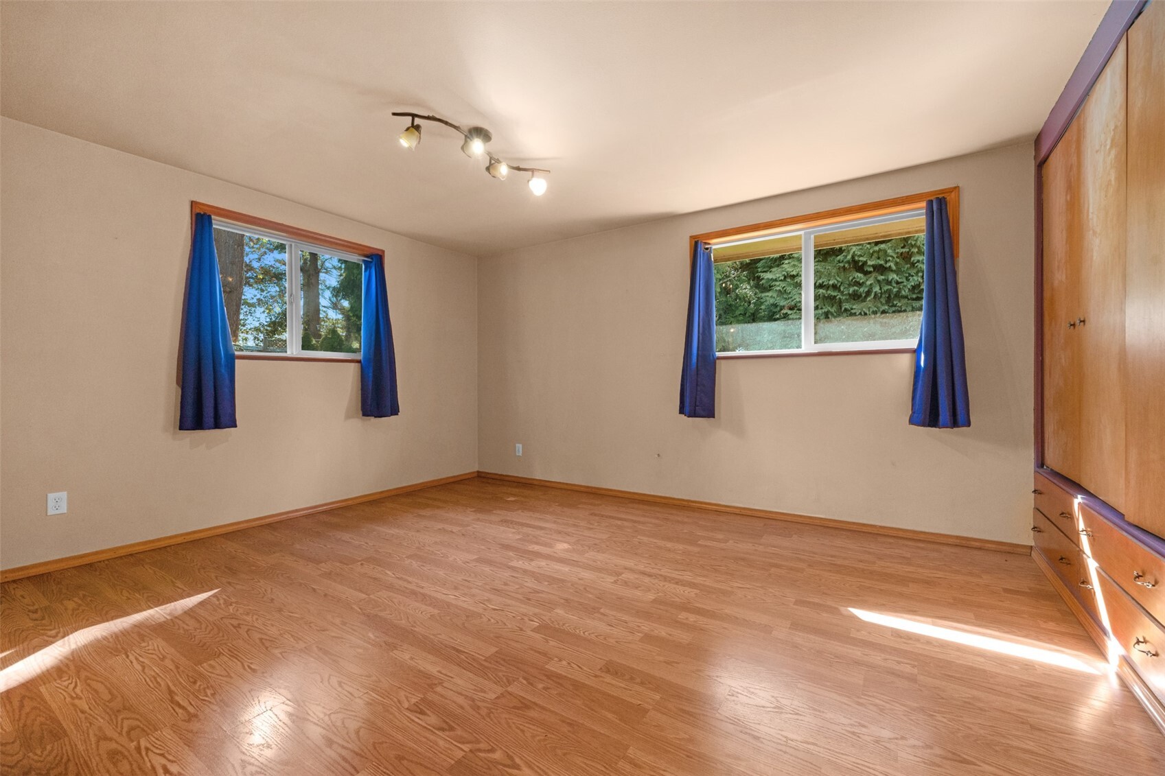 4318 87th Avenue Property Photo 15