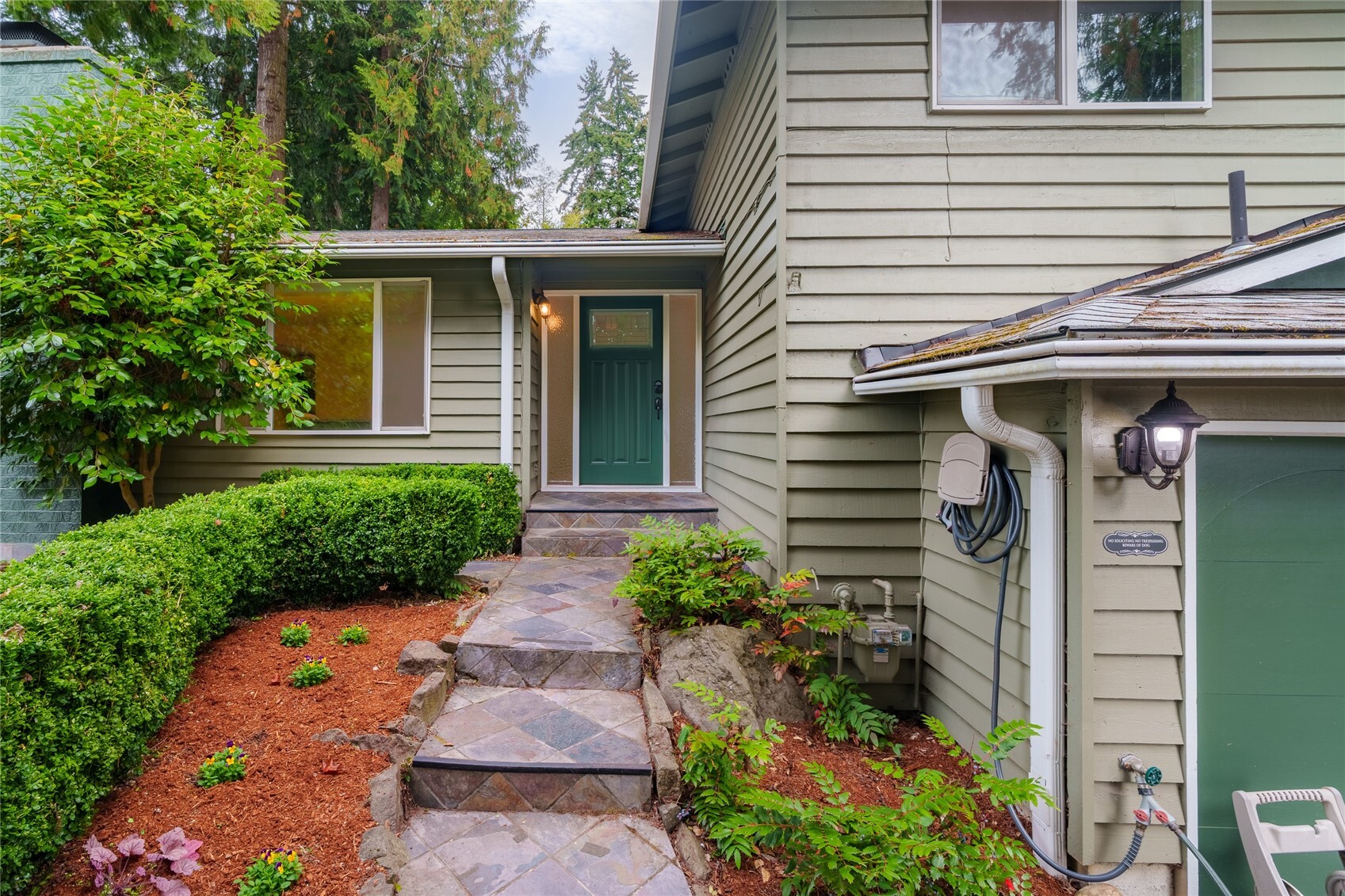 23811 Brier Road Property Photo 2