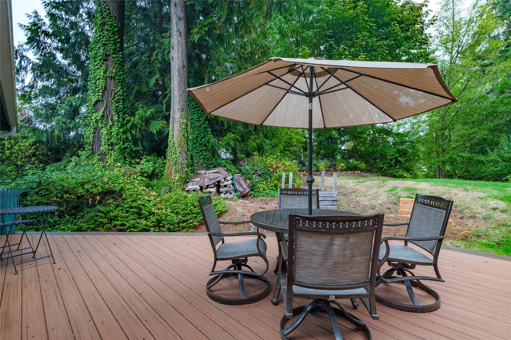 23811 Brier Road Property Photo 17