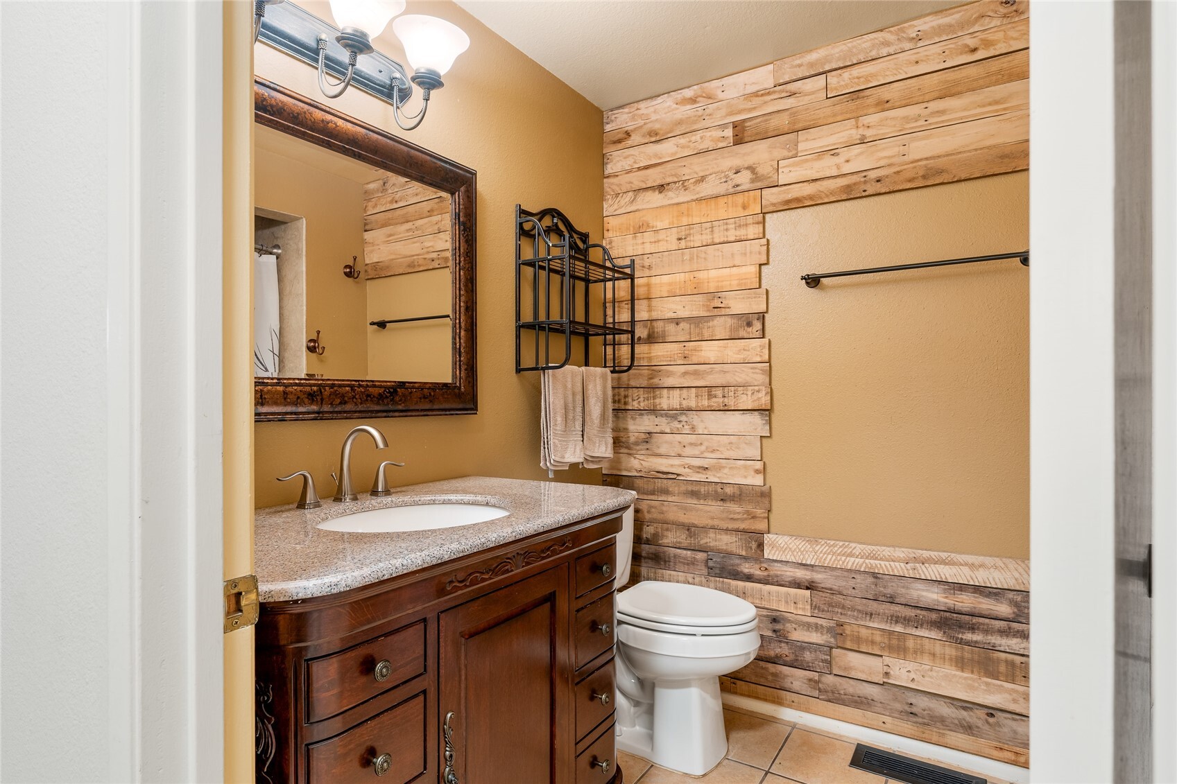 23811 Brier Road Property Photo 21
