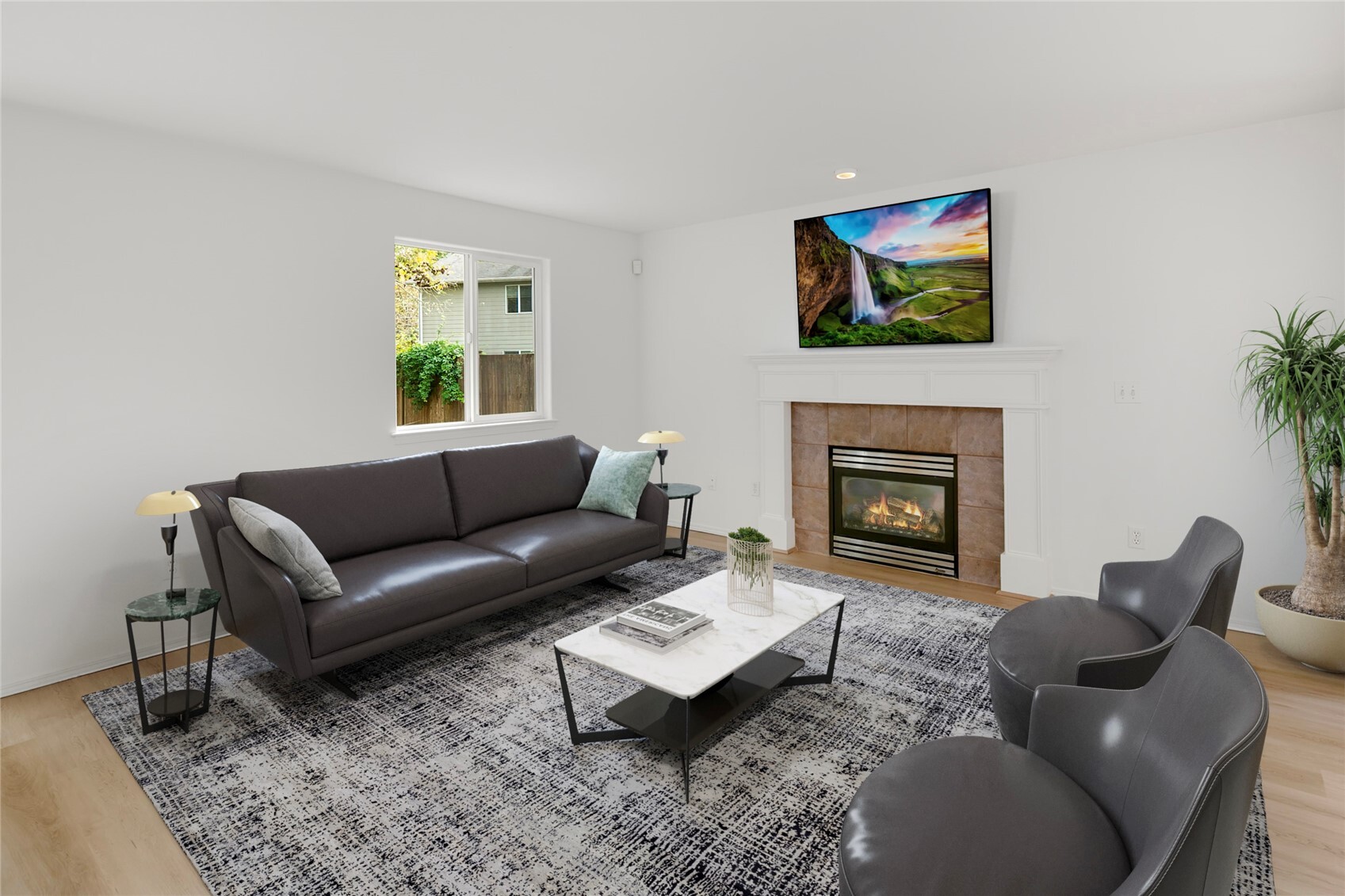 1024 186th Street Property Photo 3