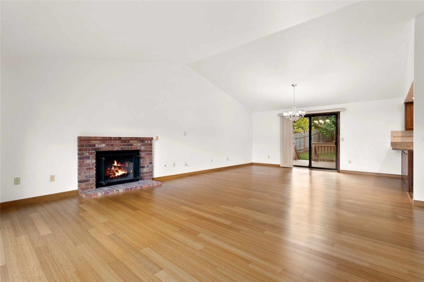 9370 Saint Johns Place Property Photo 5