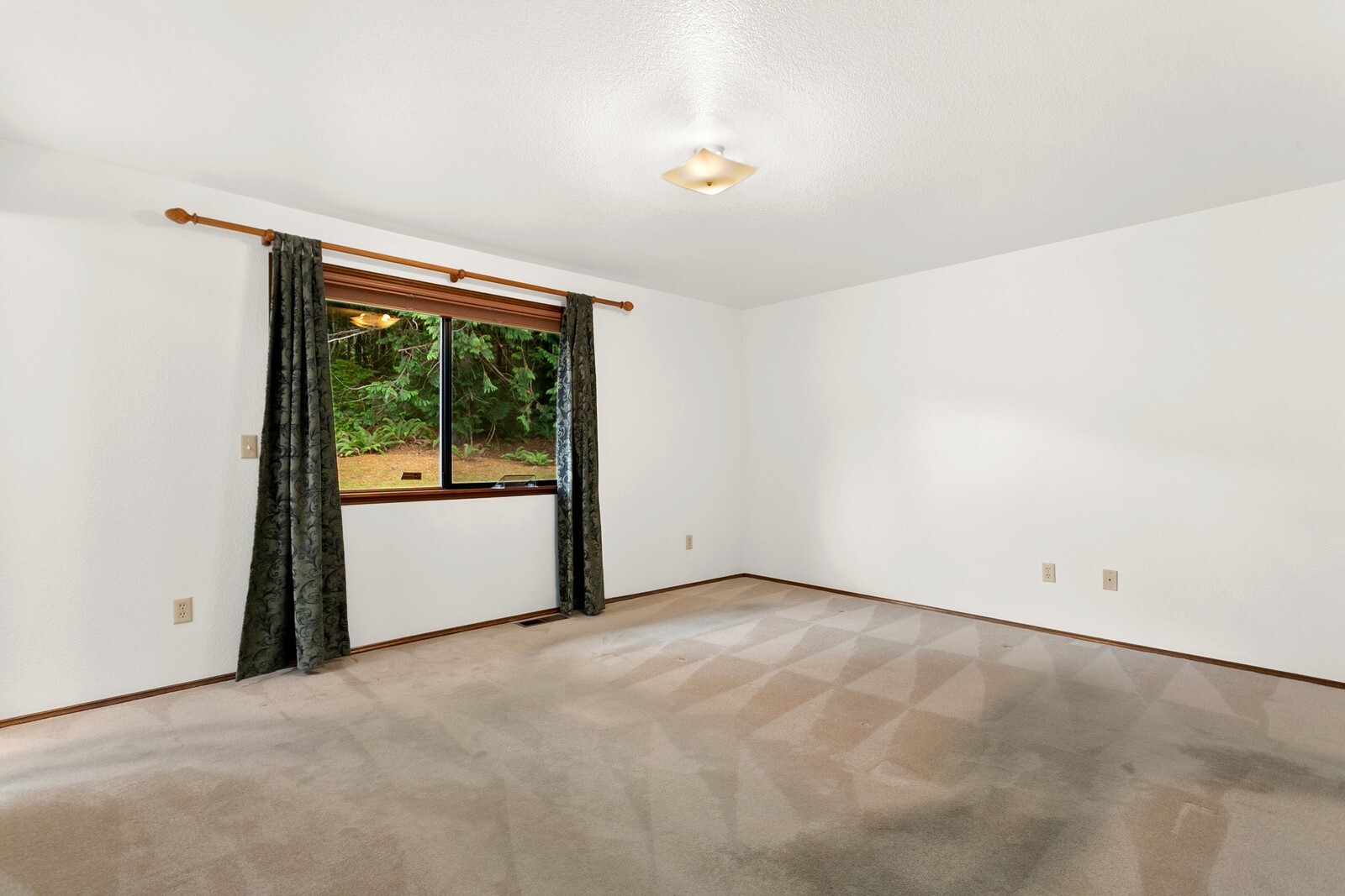 9370 Saint Johns Place Property Photo 16