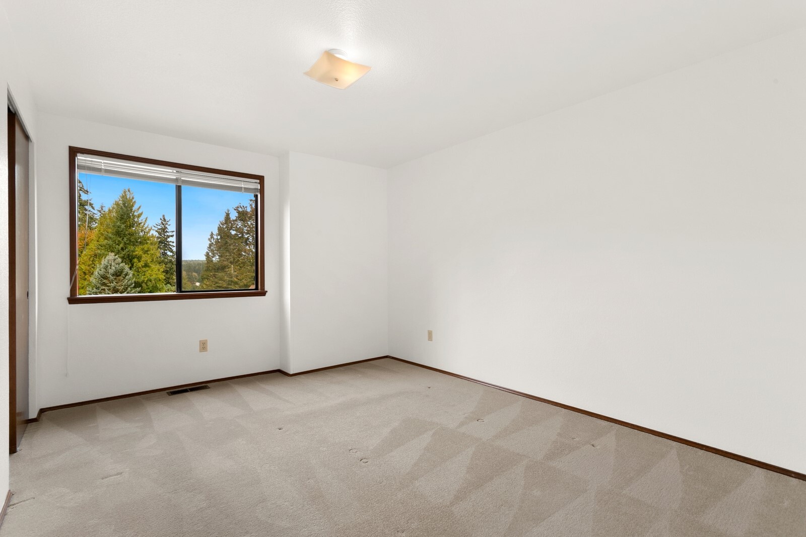 9370 Saint Johns Place Property Photo 21