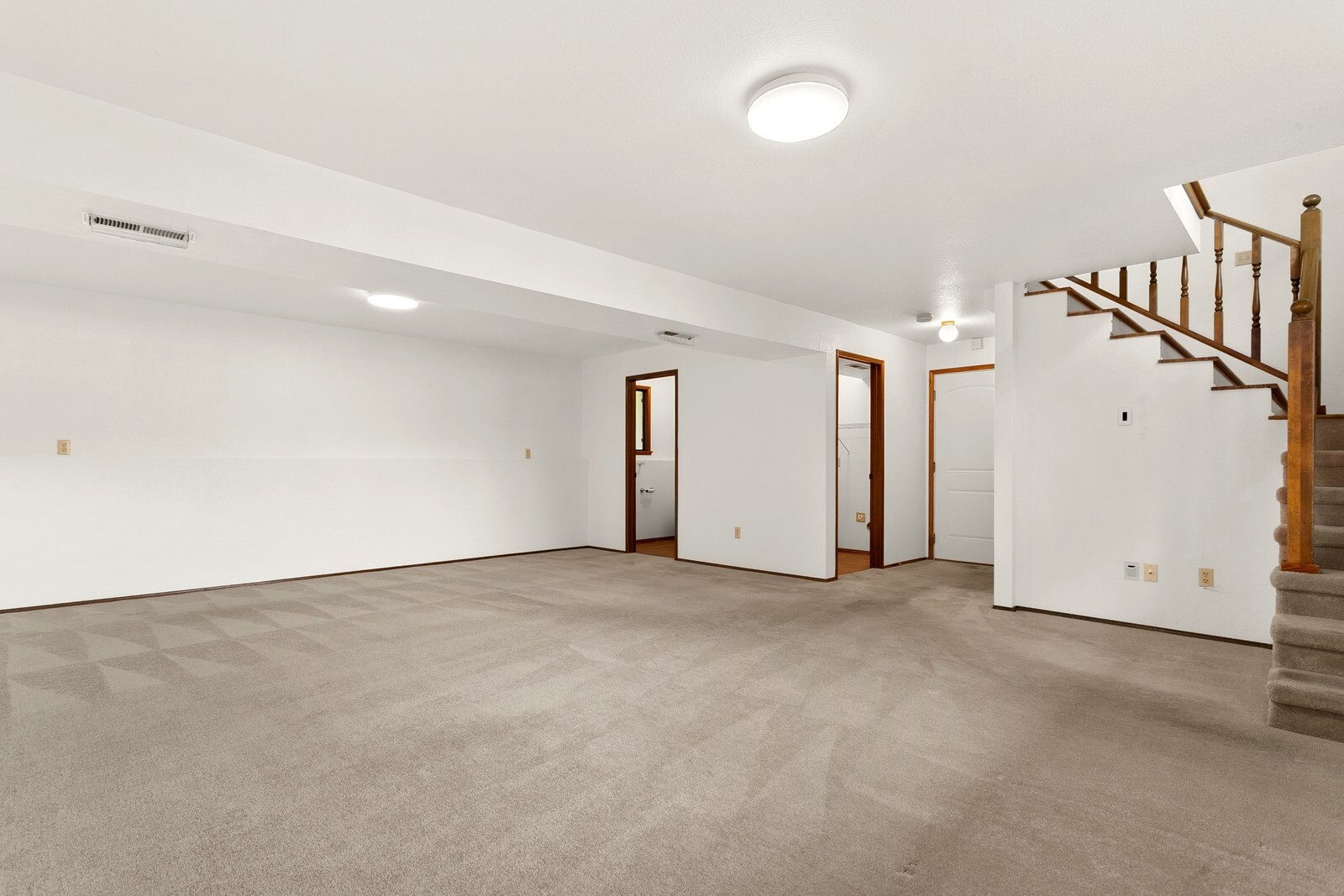 9370 Saint Johns Place Property Photo 25