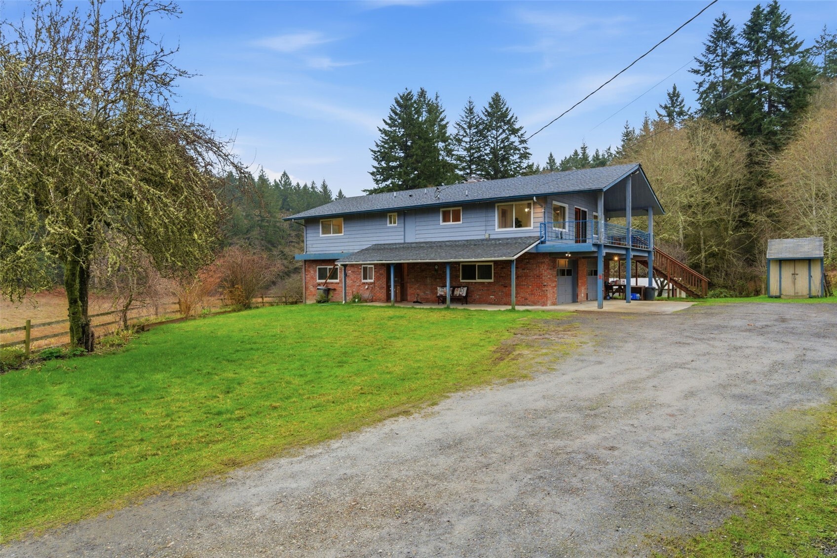 22628 Holgar Court Property Photo 3
