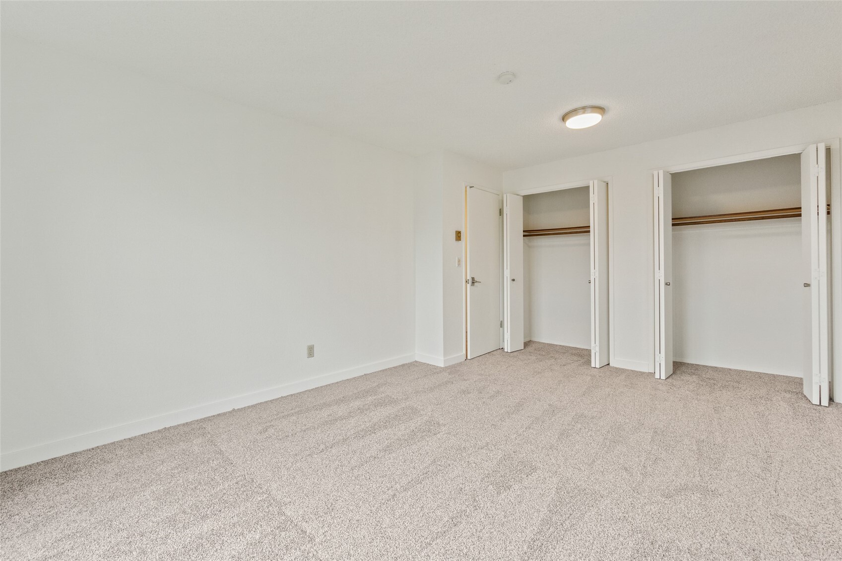 919 Nw 63rd Street Property Photo 8