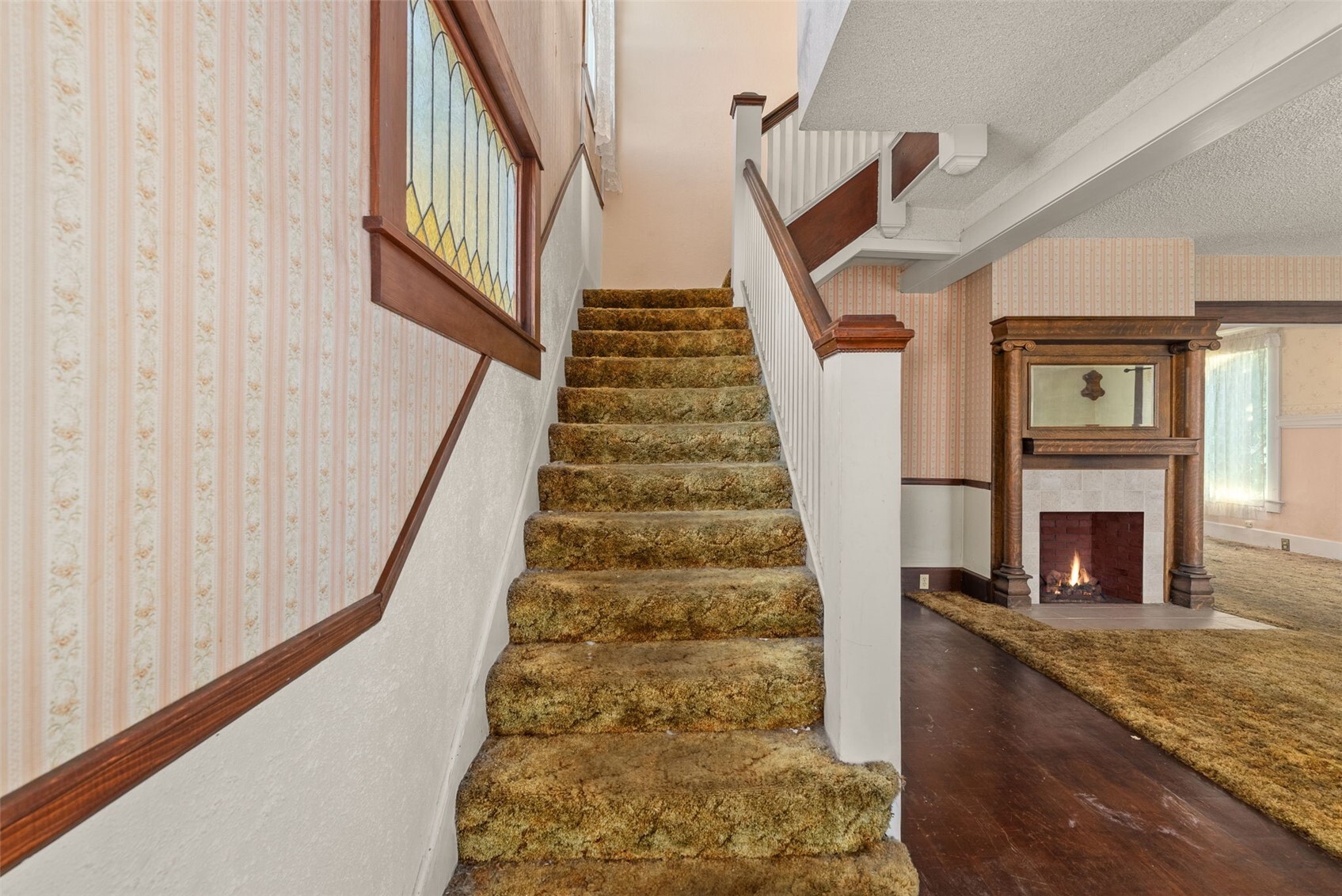 1811 Riverside Avenue Property Photo 12