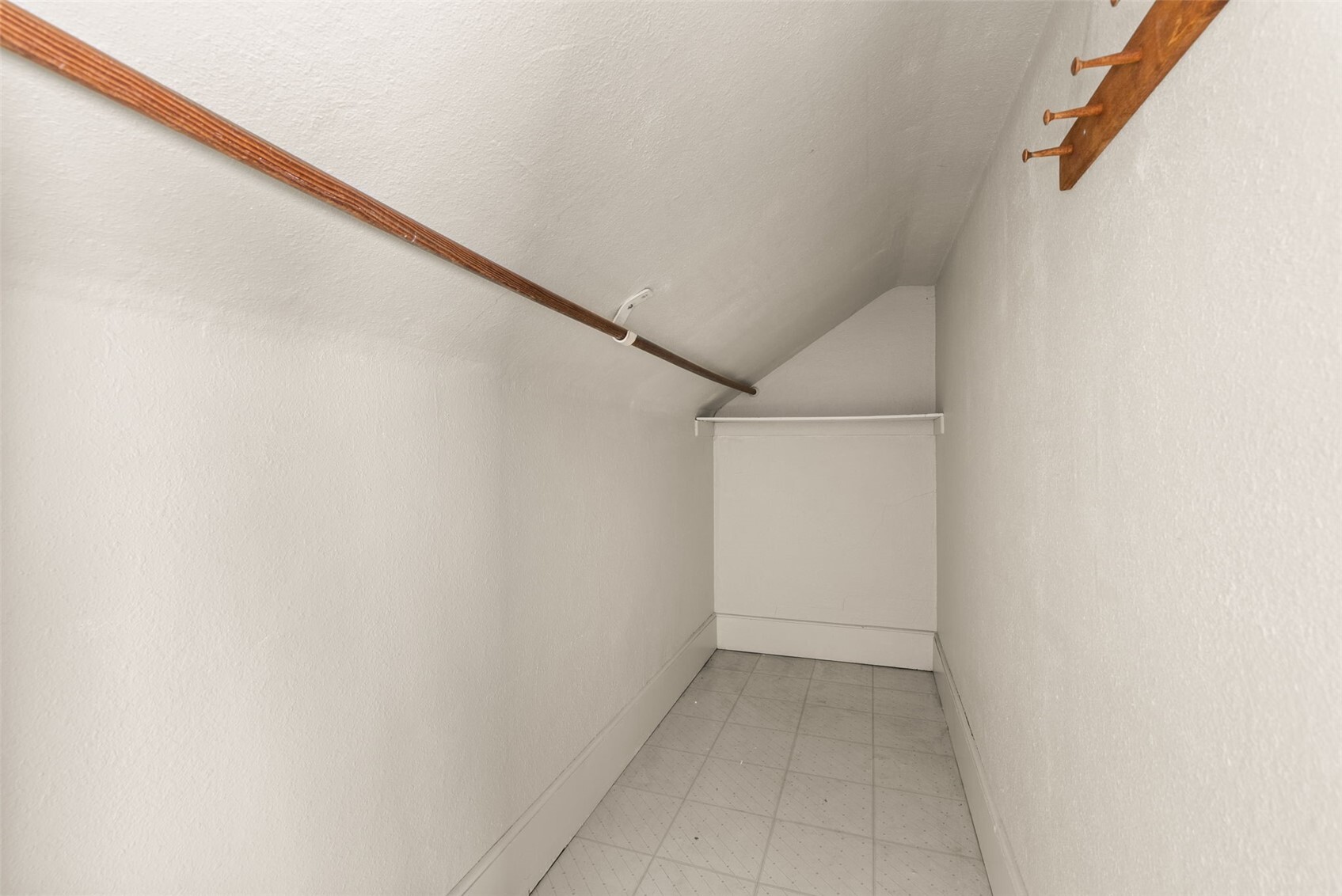 1811 Riverside Avenue Property Photo 19