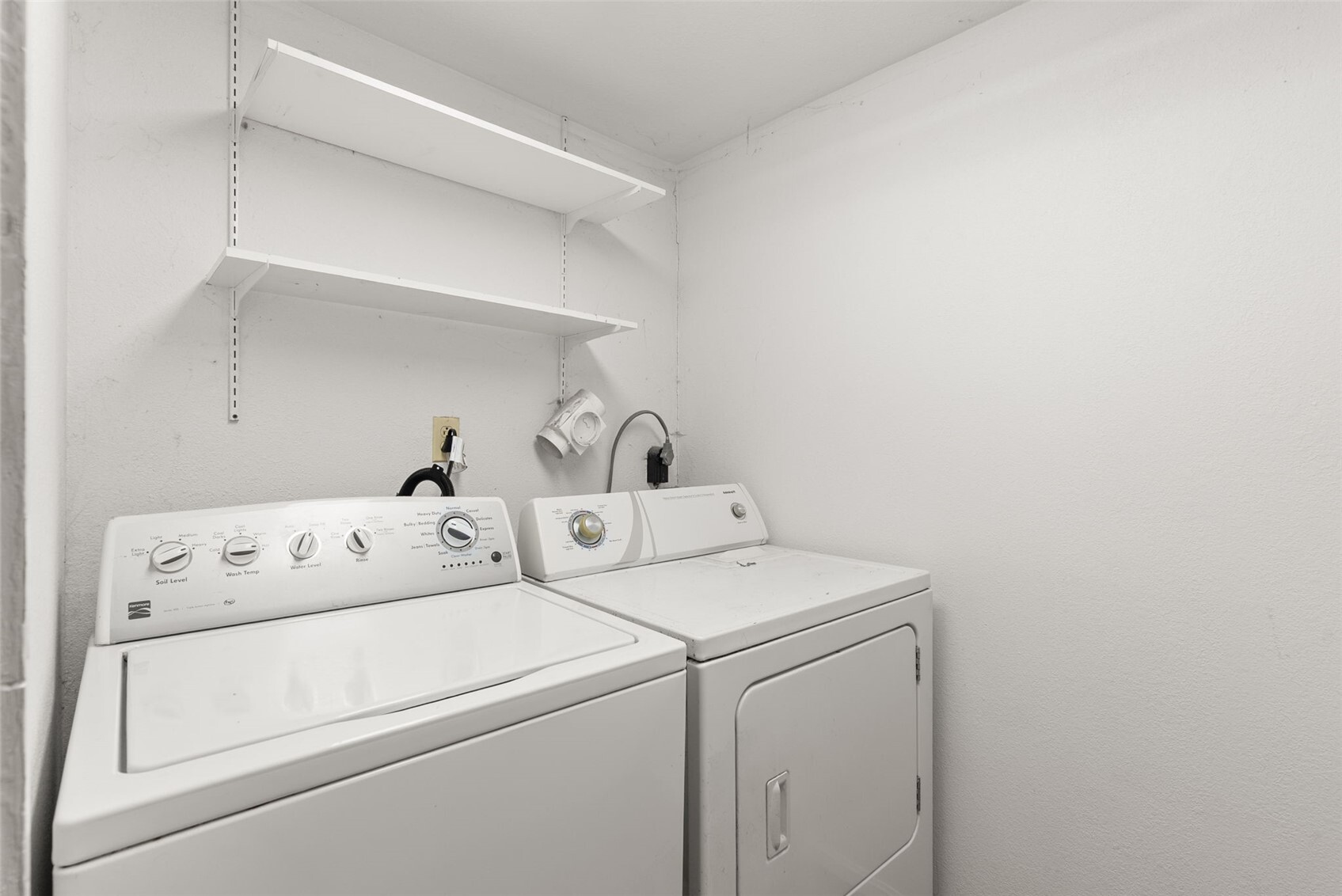 1811 Riverside Avenue Property Photo 22