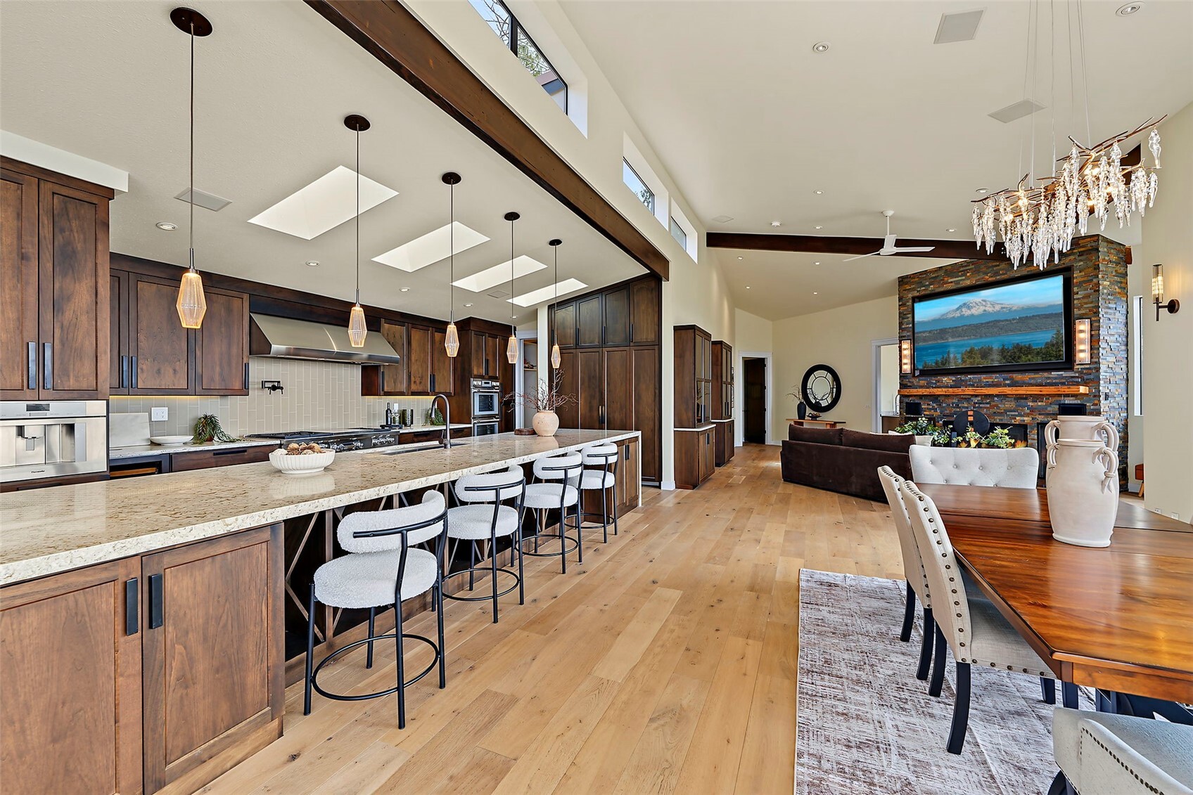 12013 206th Place Property Photo 11