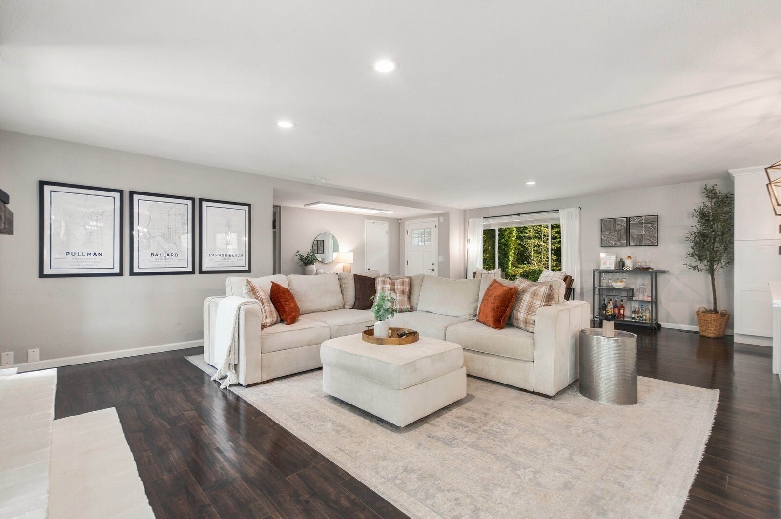 14024 3rd Drive Property Photo 5