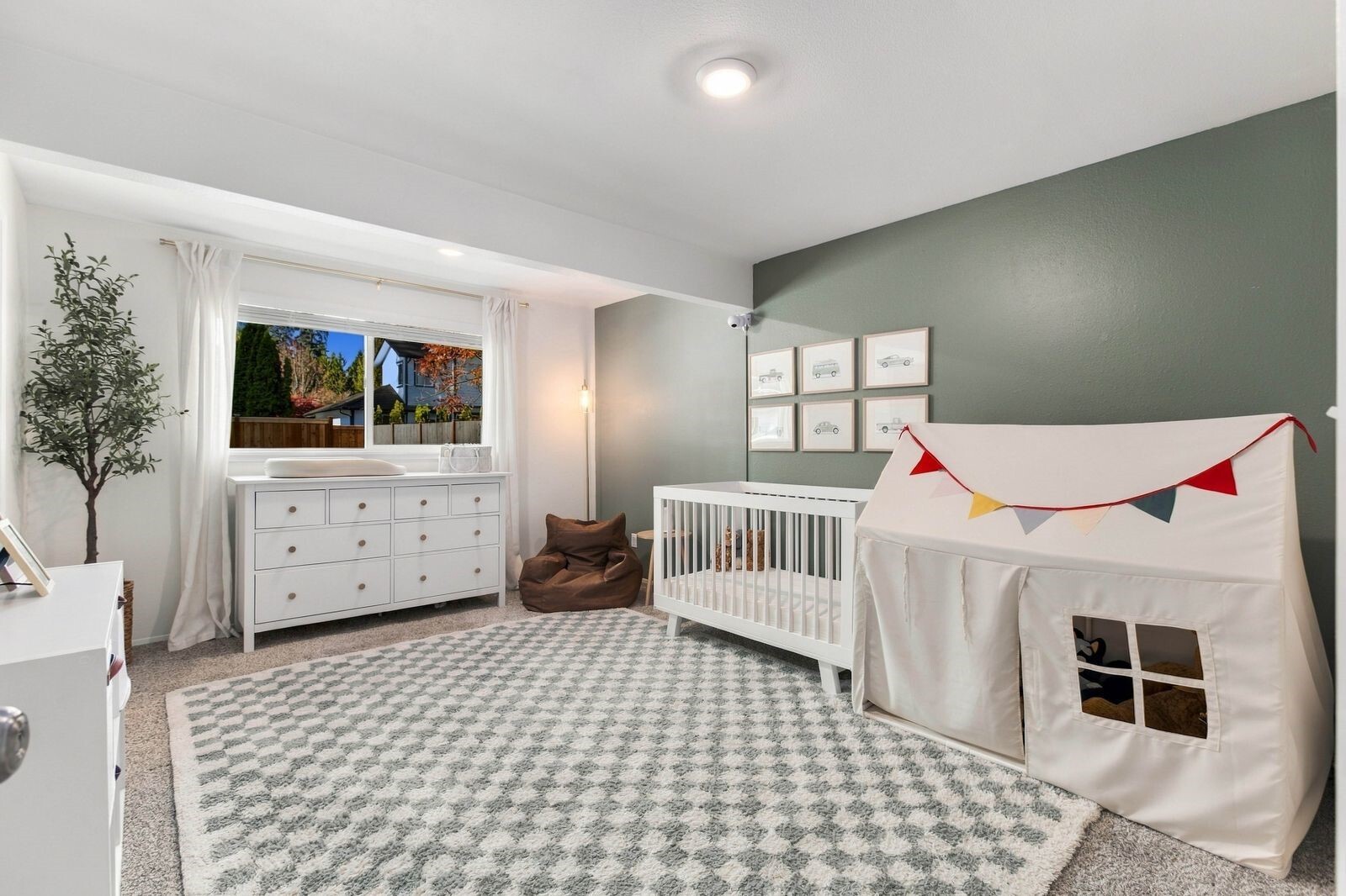 14024 3rd Drive Property Photo 21