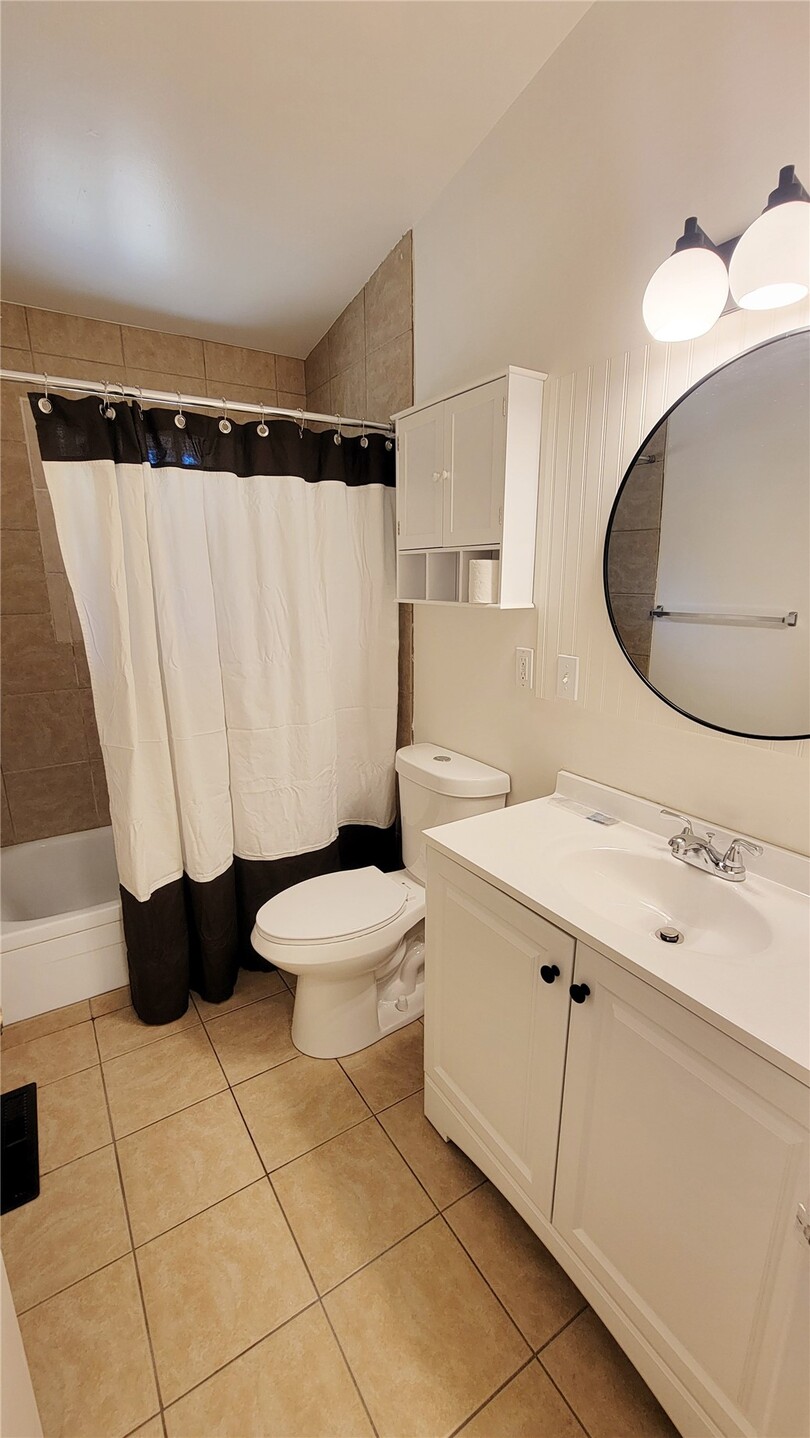 12051 Se 42nd Street Property Photo 12