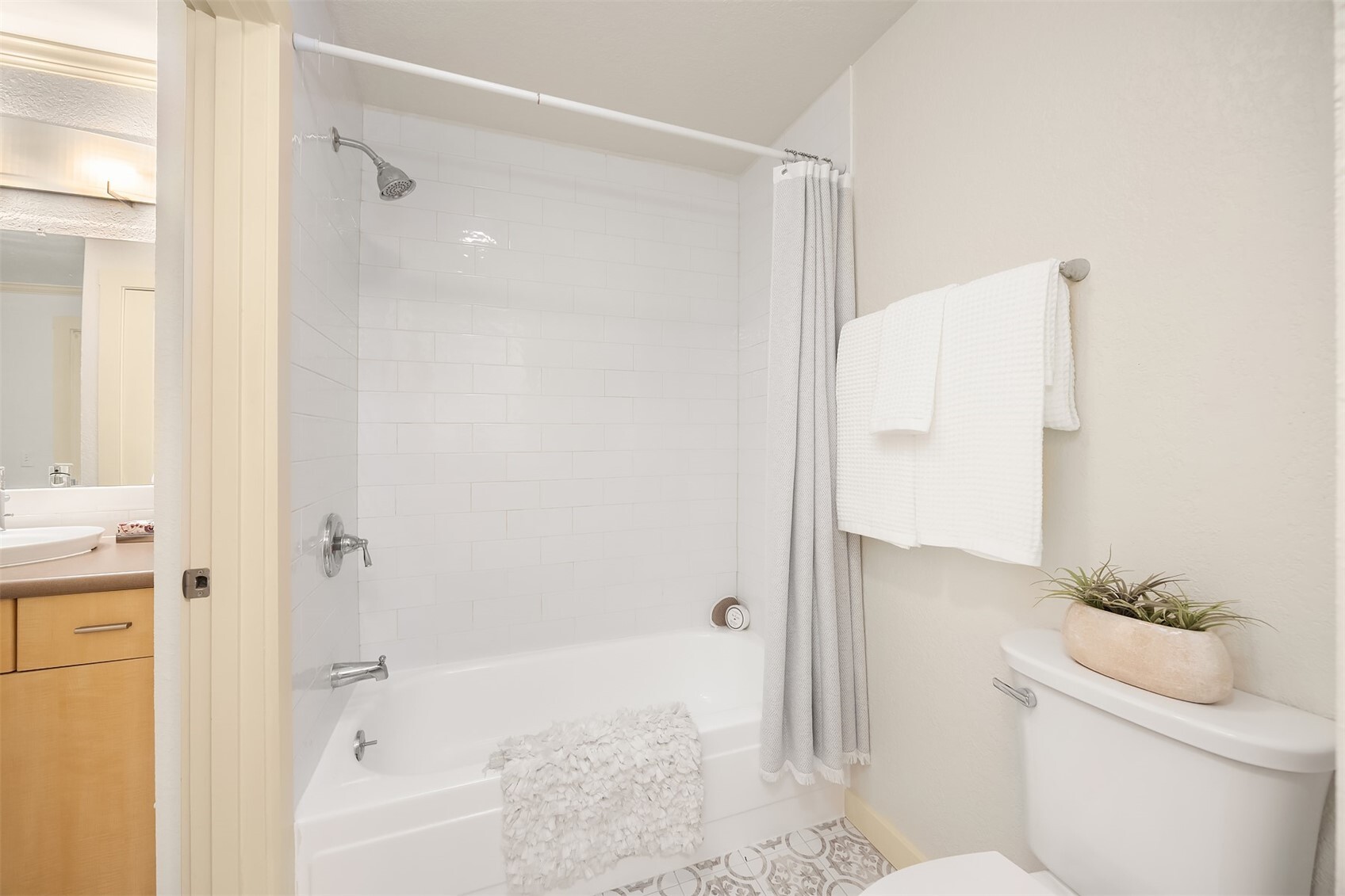 11801 100th Avenue A103 Property Photo 14