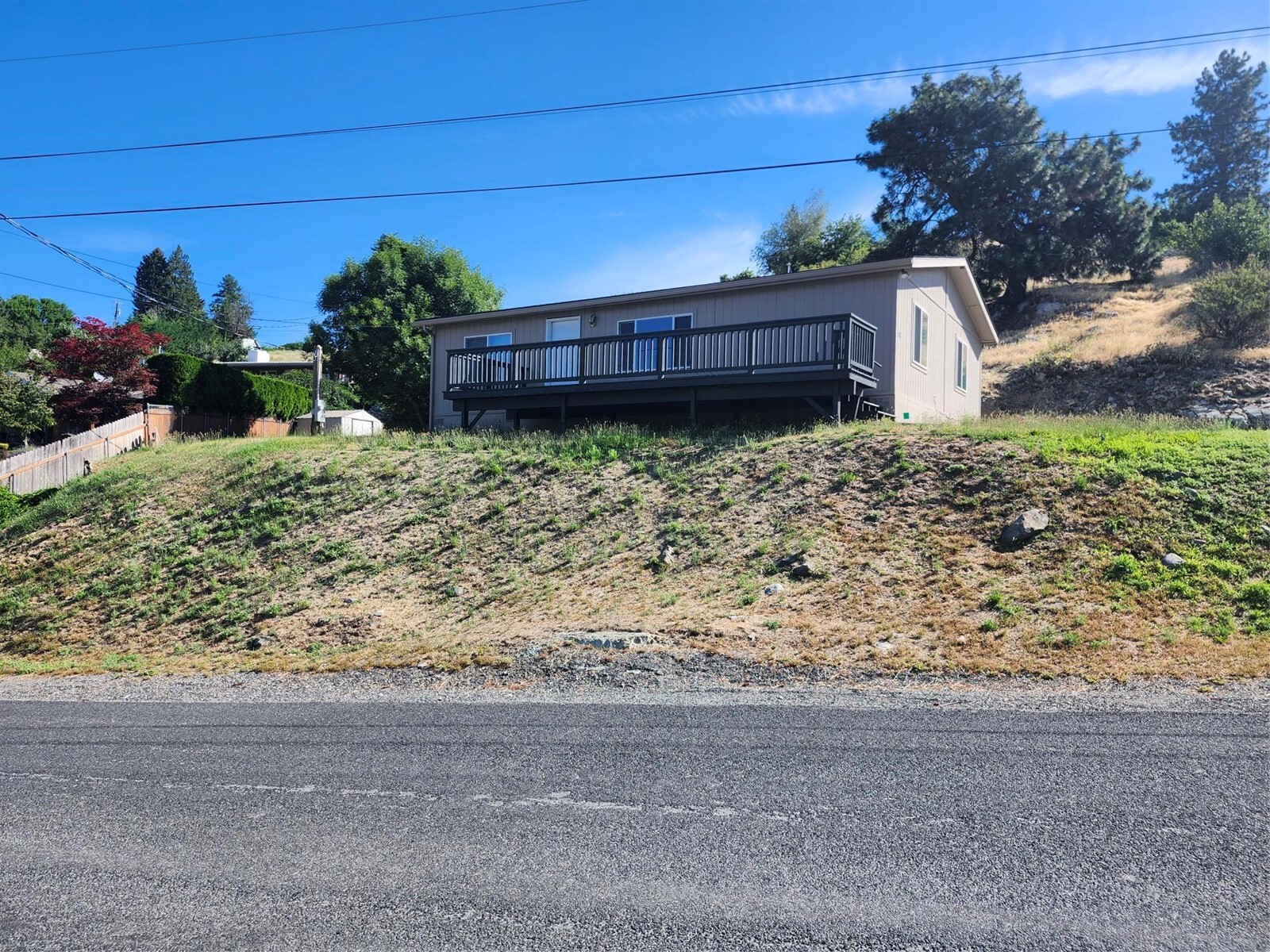 130 Olive Avenue Property Photo 2