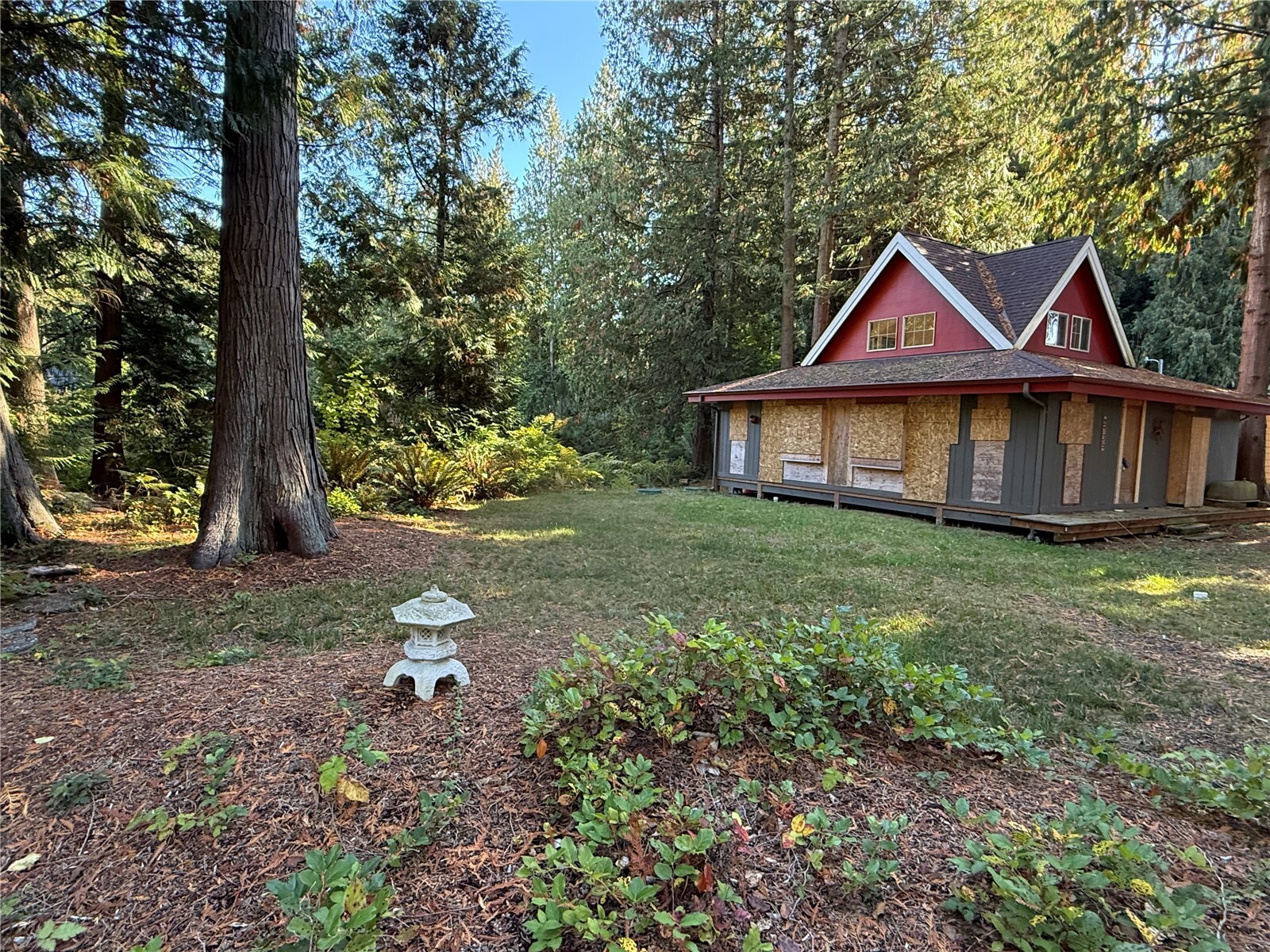 2735 Fox Street Property Photo 3