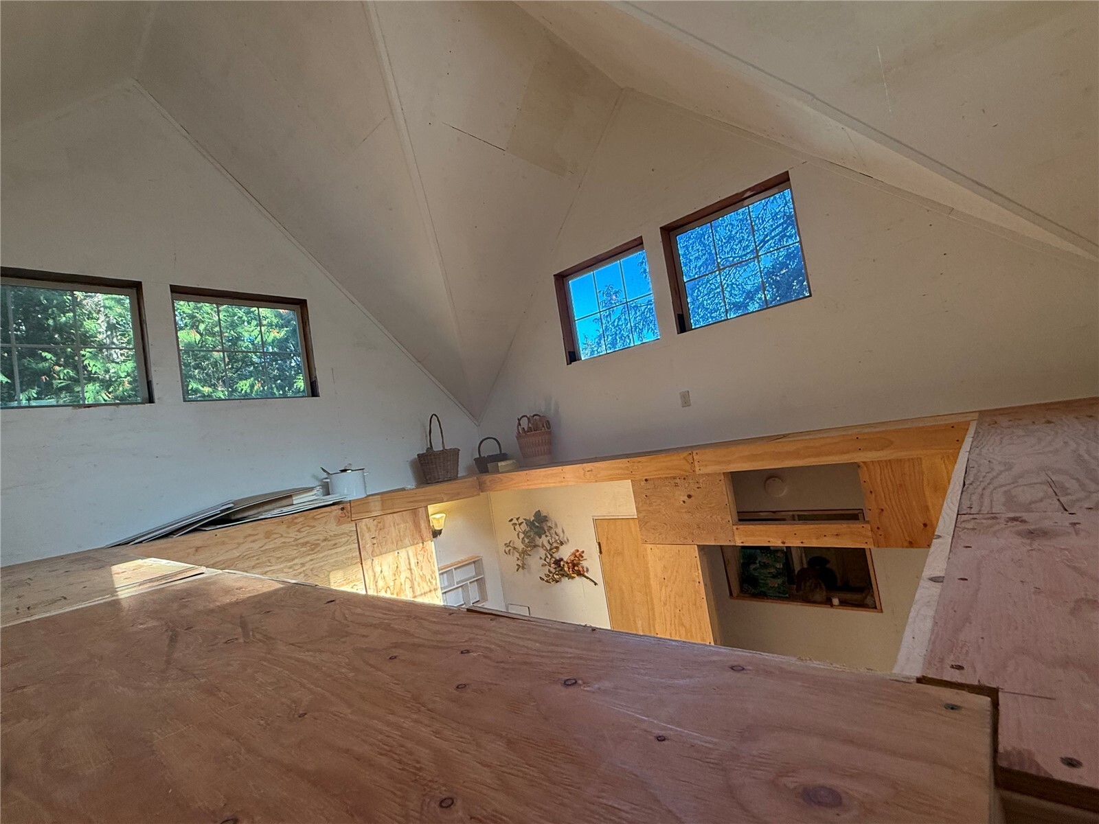 2735 Fox Street Property Photo 15