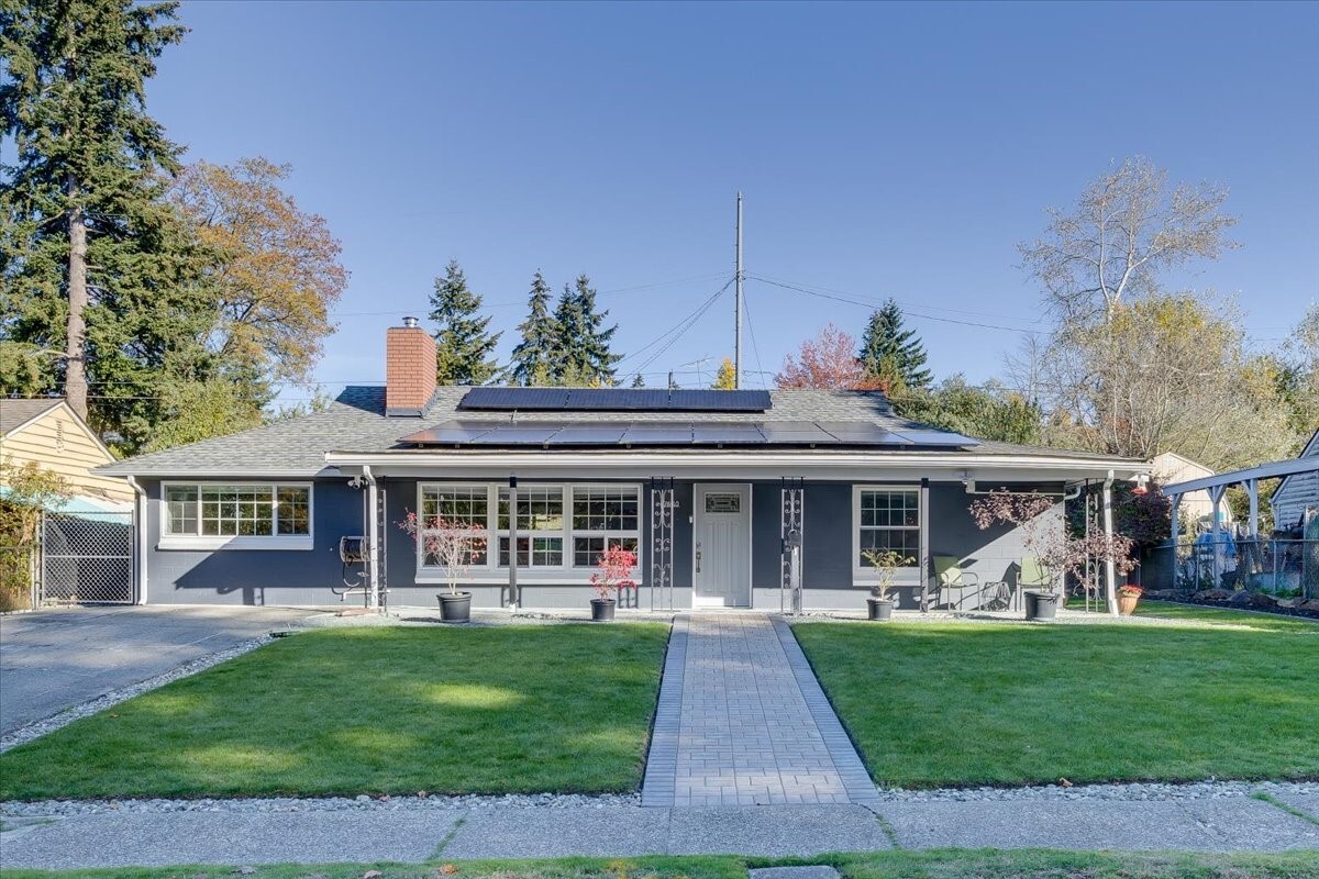 17040 3rd Avenue Property Photo 1