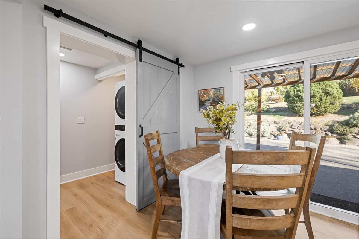 17040 3rd Avenue Property Photo 9