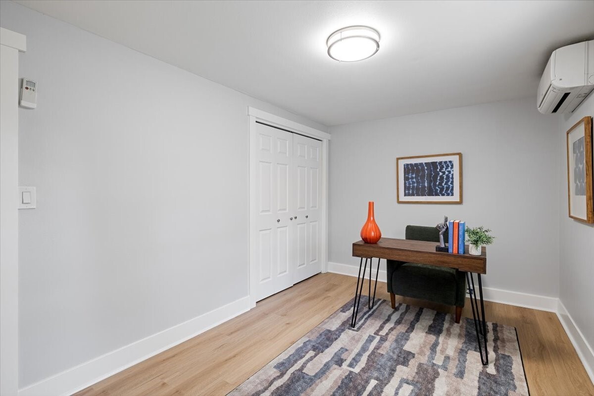 17040 3rd Avenue Property Photo 17