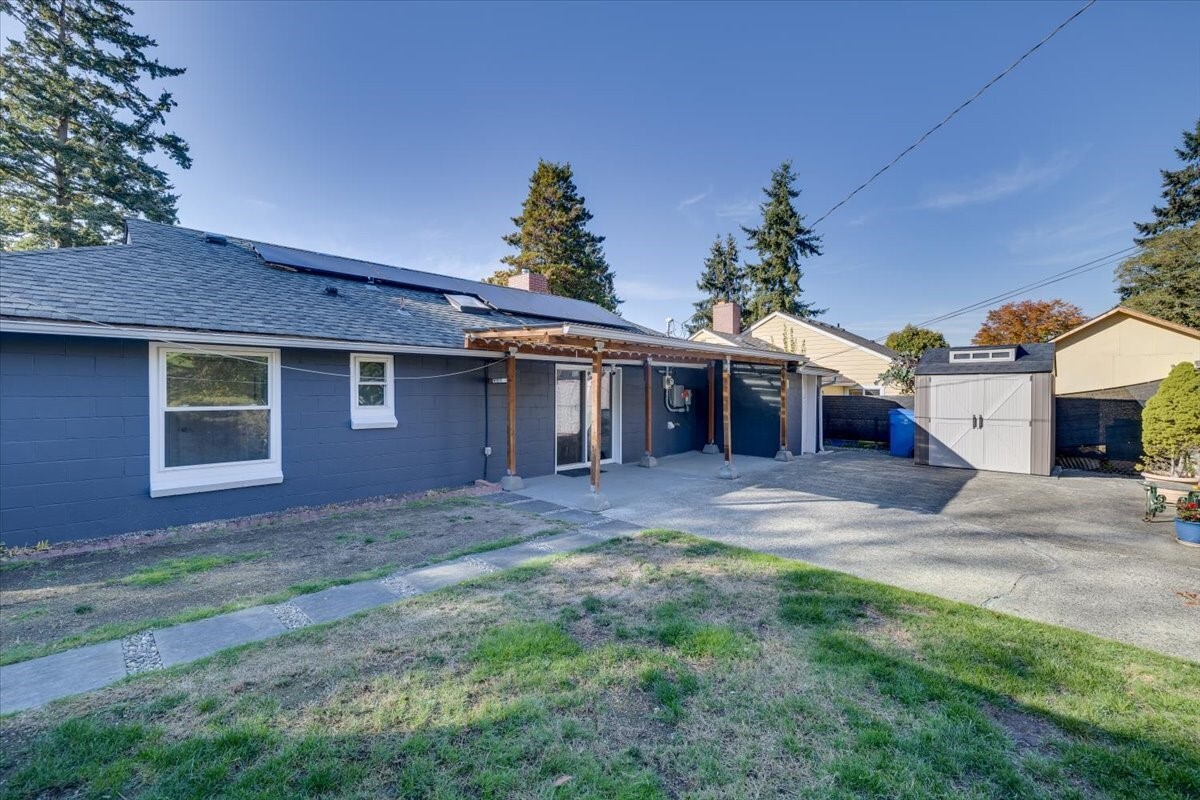 17040 3rd Avenue Property Photo 23