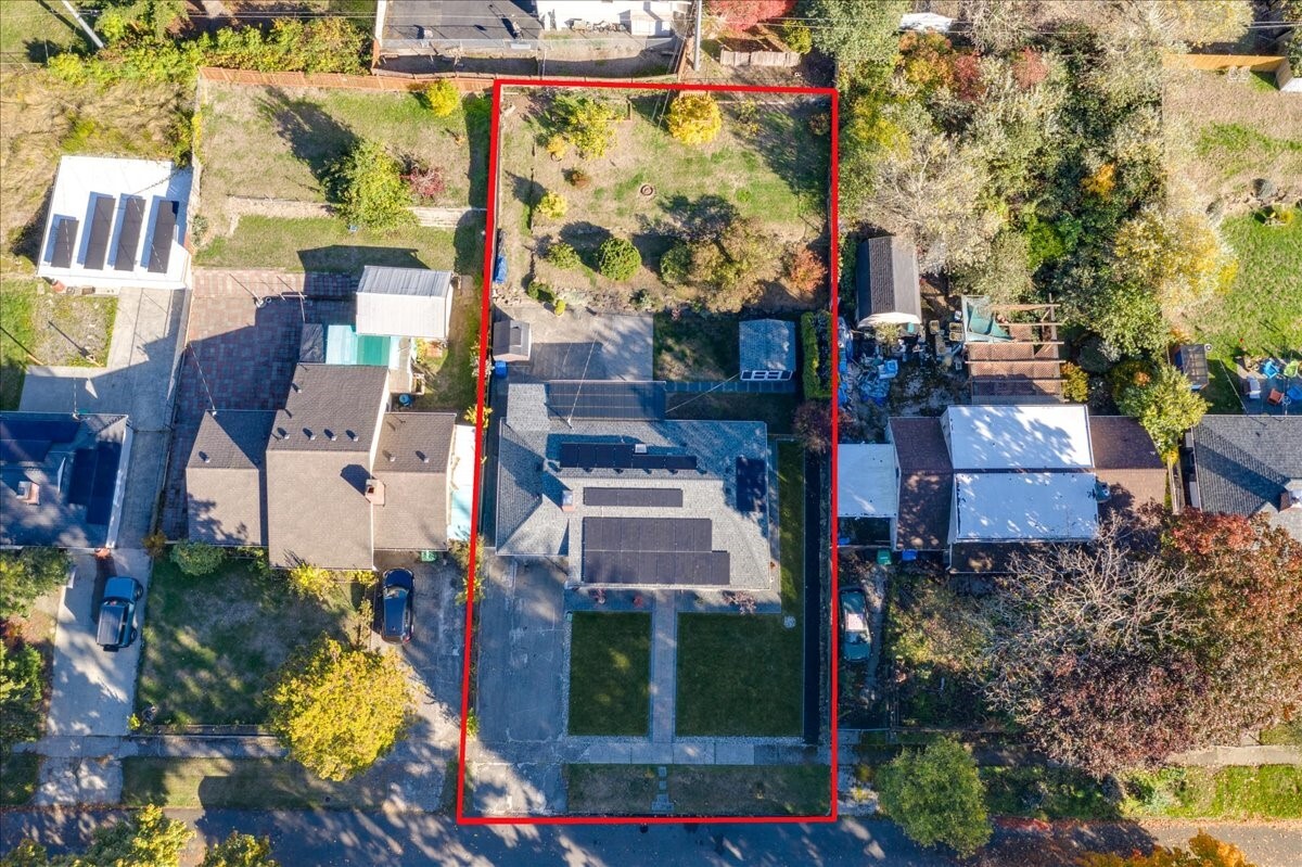 17040 3rd Avenue Property Photo 27