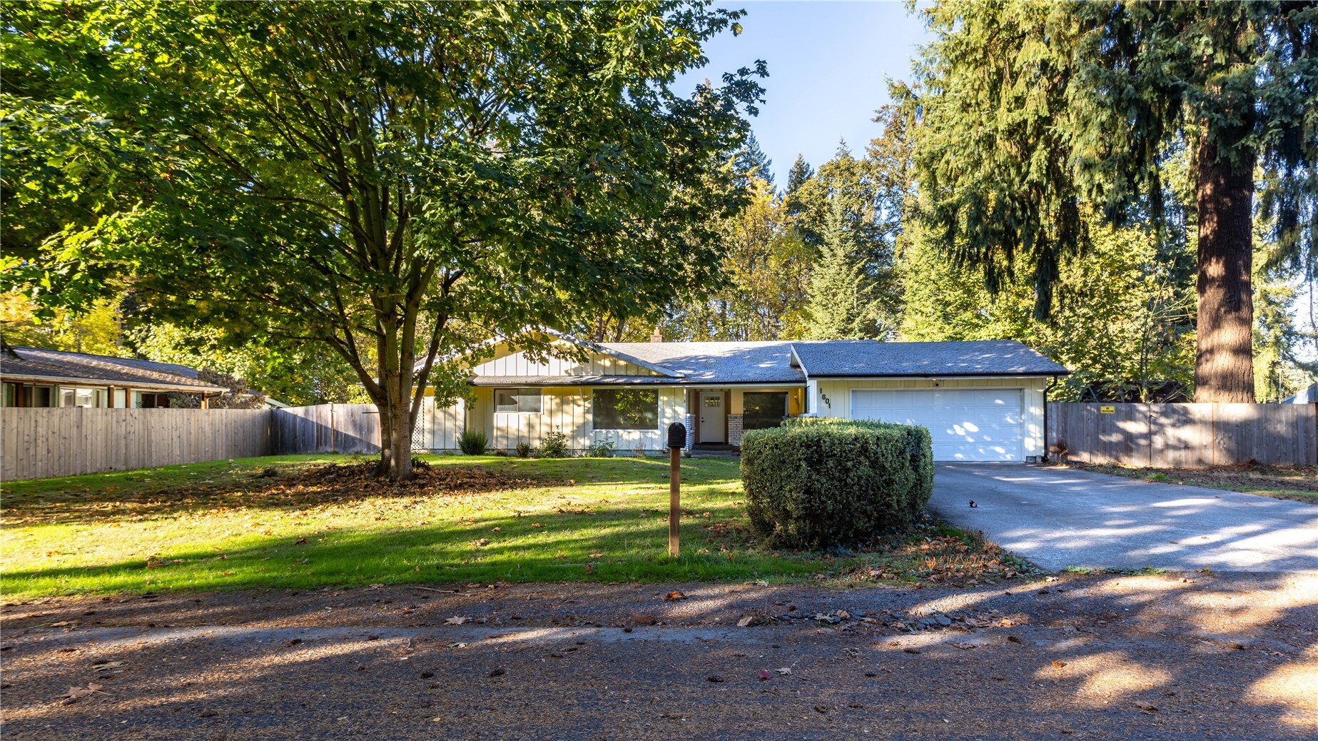 1601 Sunset Way Property Photo 1