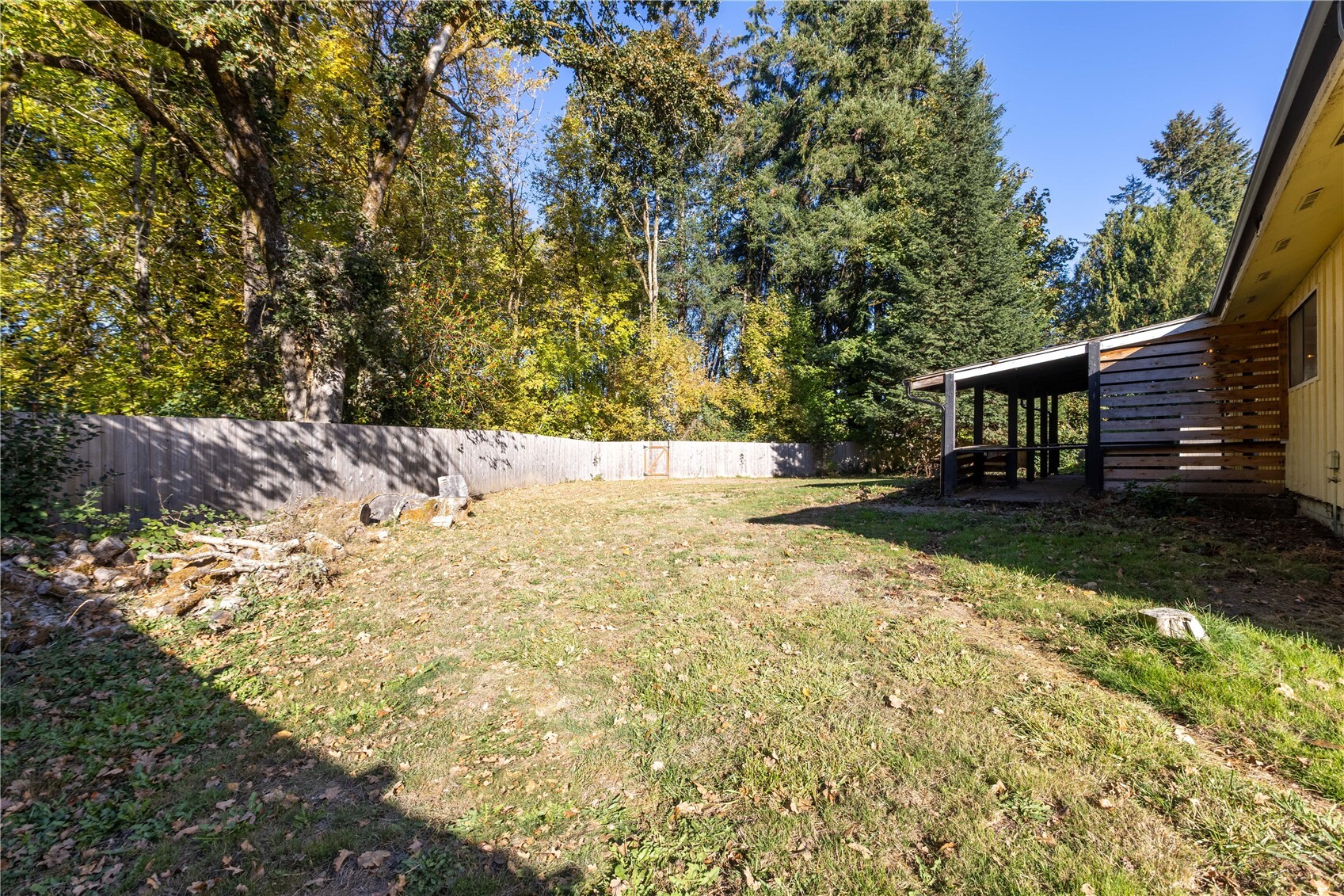 1601 Sunset Way Property Photo 34