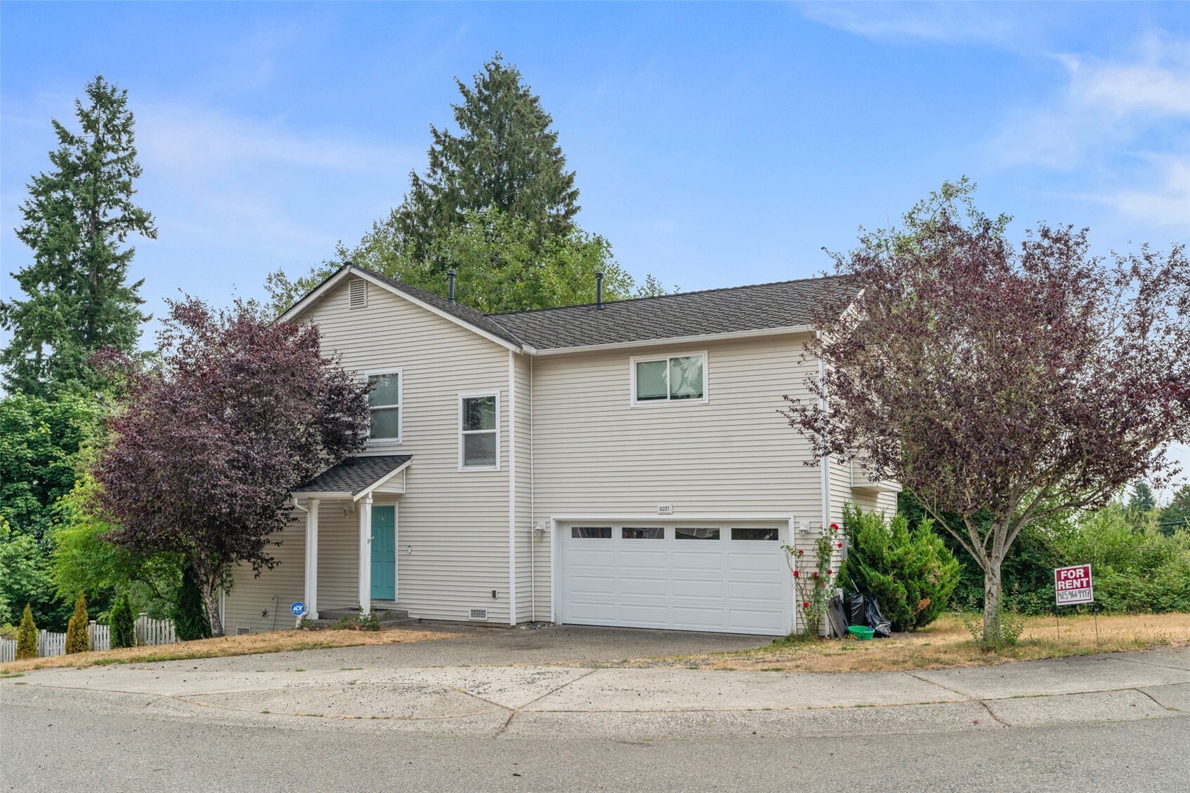 11227 54th Avenue Property Photo 2