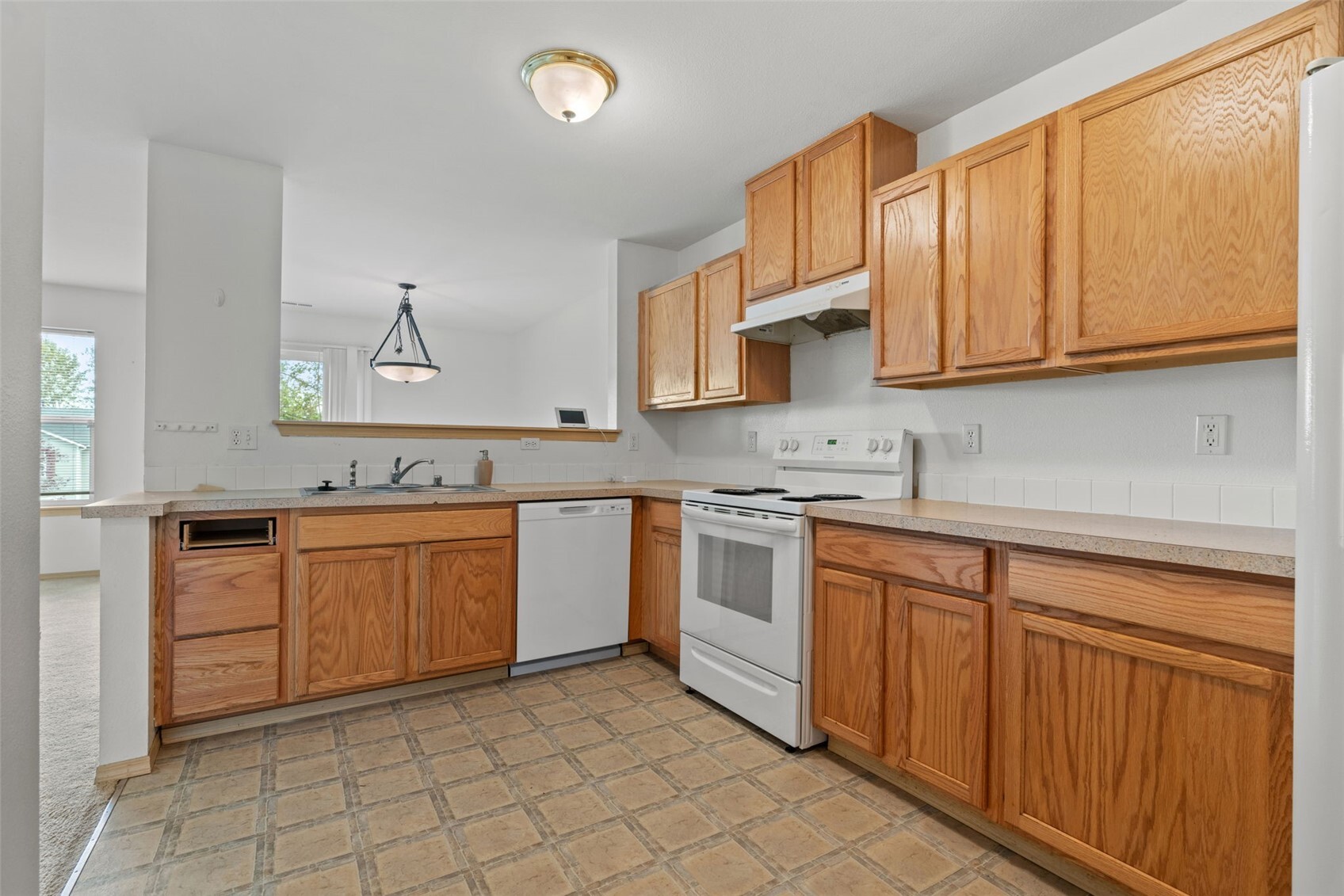 11227 54th Avenue Property Photo 9