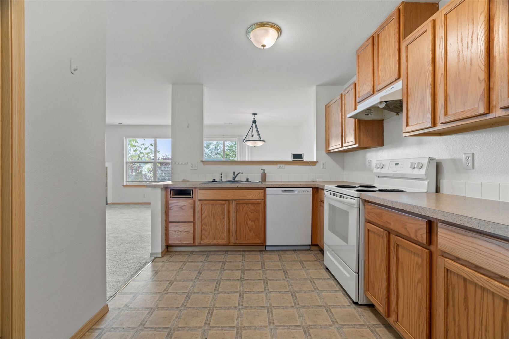 11227 54th Avenue Property Photo 10