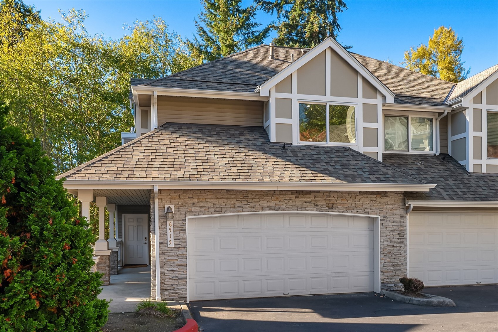 6515 Se Cougar Mountain Way Way Property Photo 1