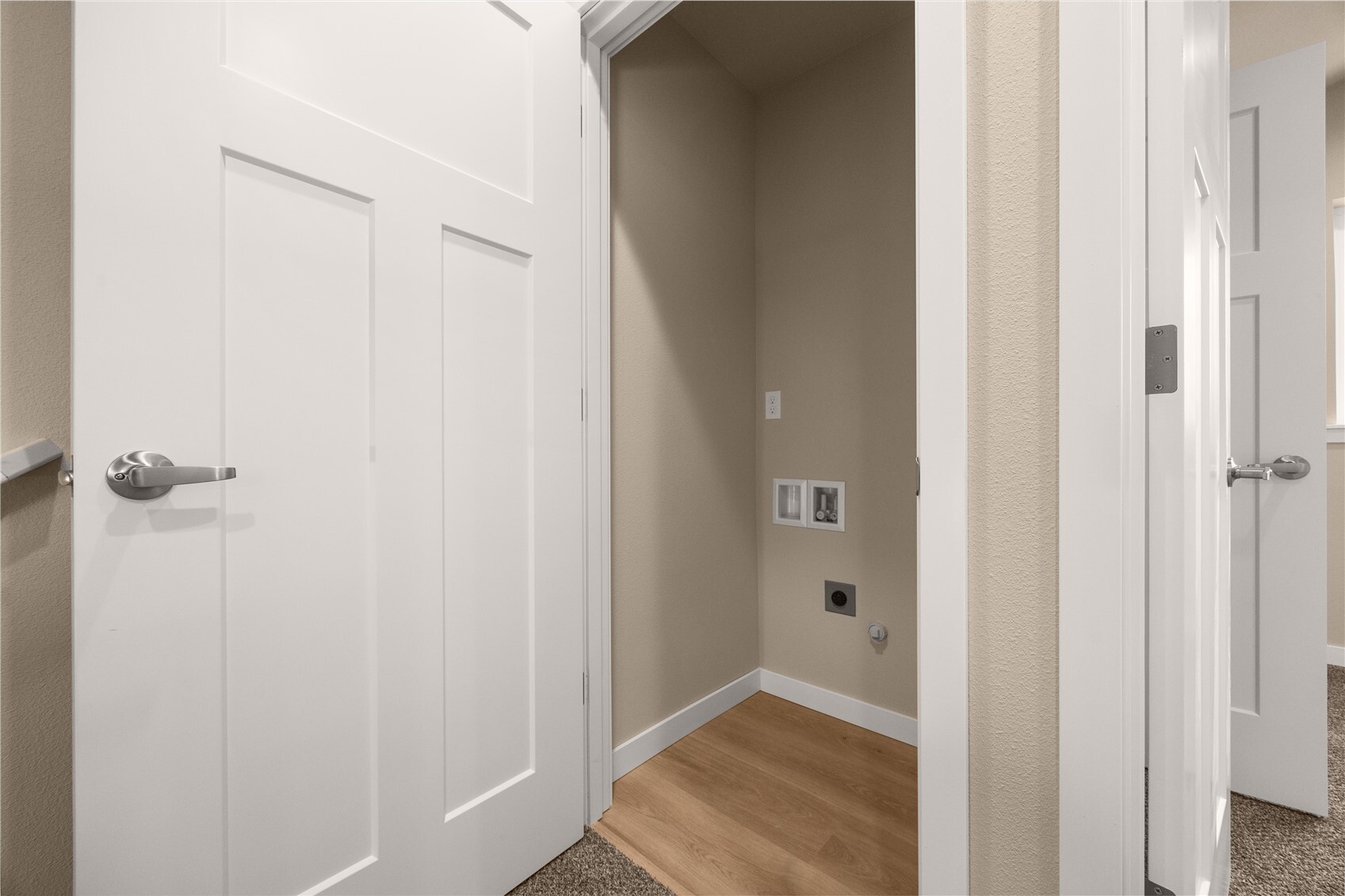 6611 Commercial Avenue 2 Property Photo 11
