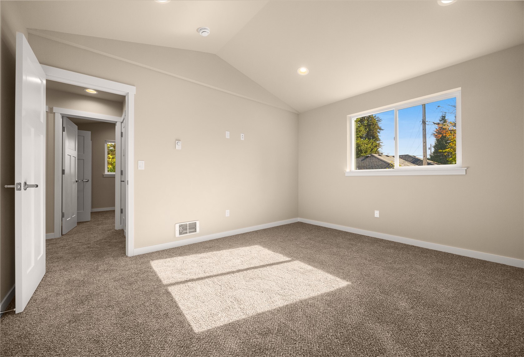 6611 Commercial Avenue 2 Property Photo 14