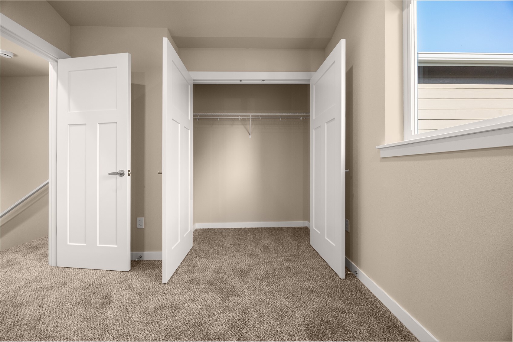 6611 Commercial Avenue 2 Property Photo 17