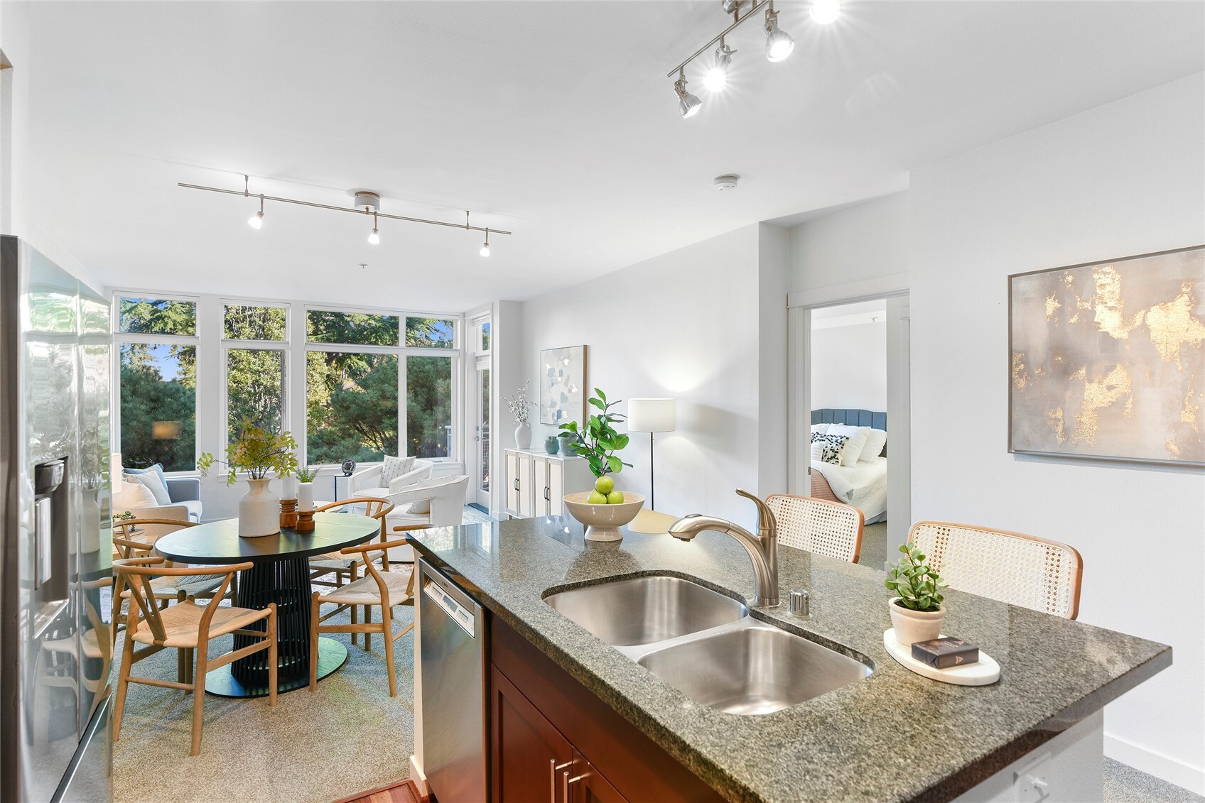 145 Ferncliff Avenue D341 Property Photo 15