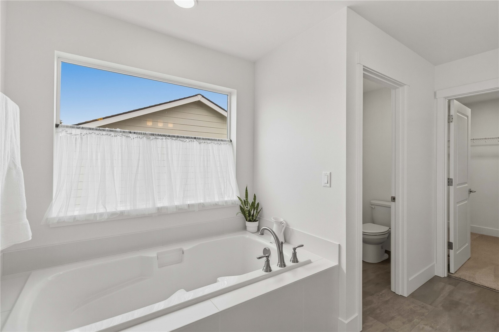 705 Pagget Avenue Property Photo 35