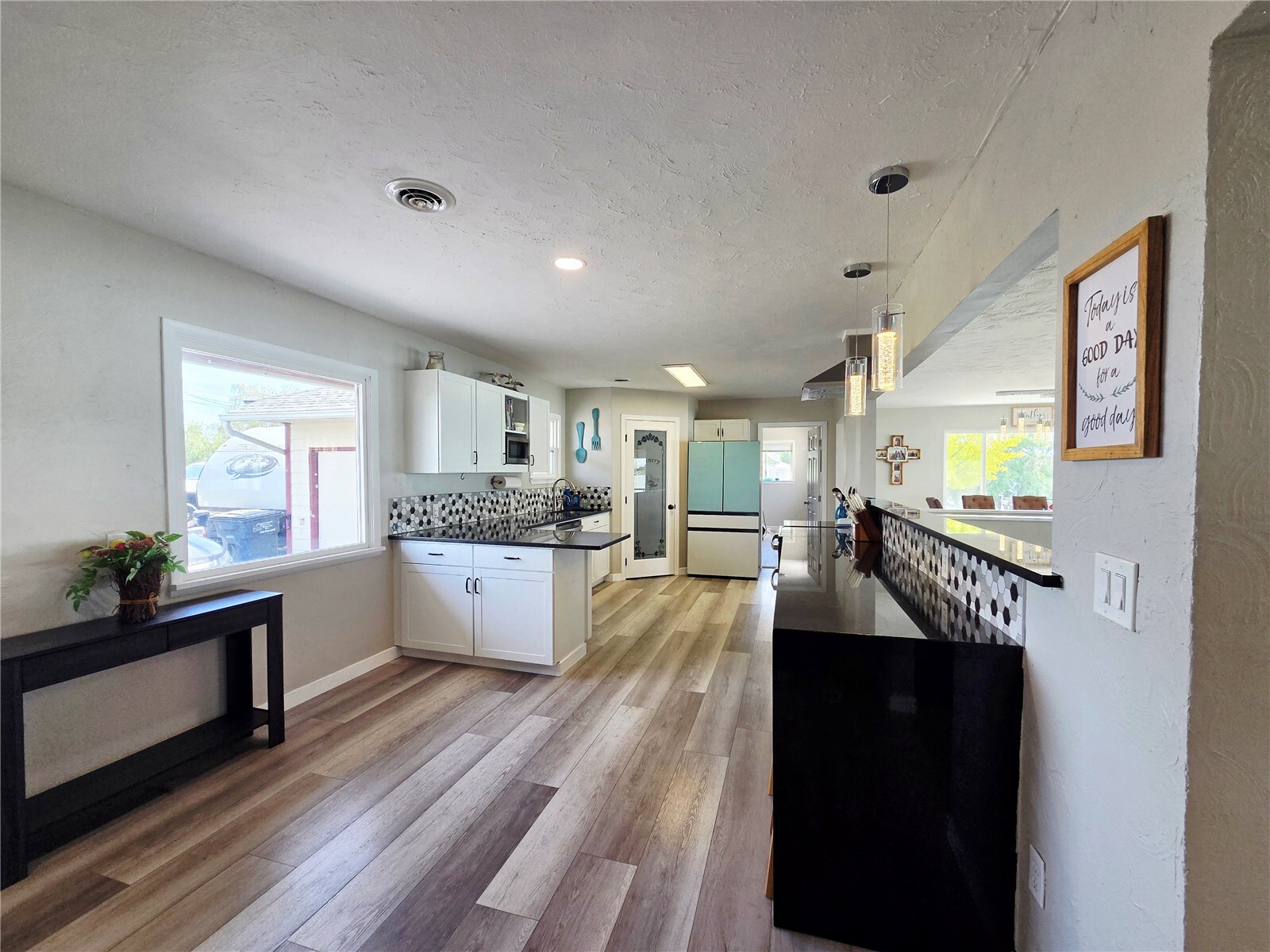 2360 Elgin Road Property Photo 4