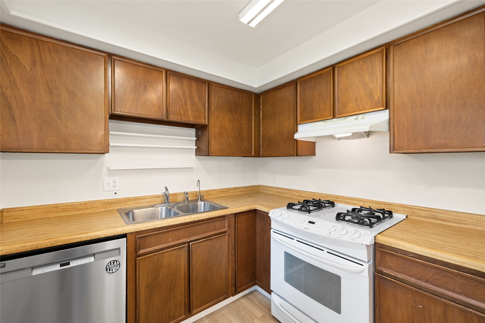 28601 47th Place Property Photo 6