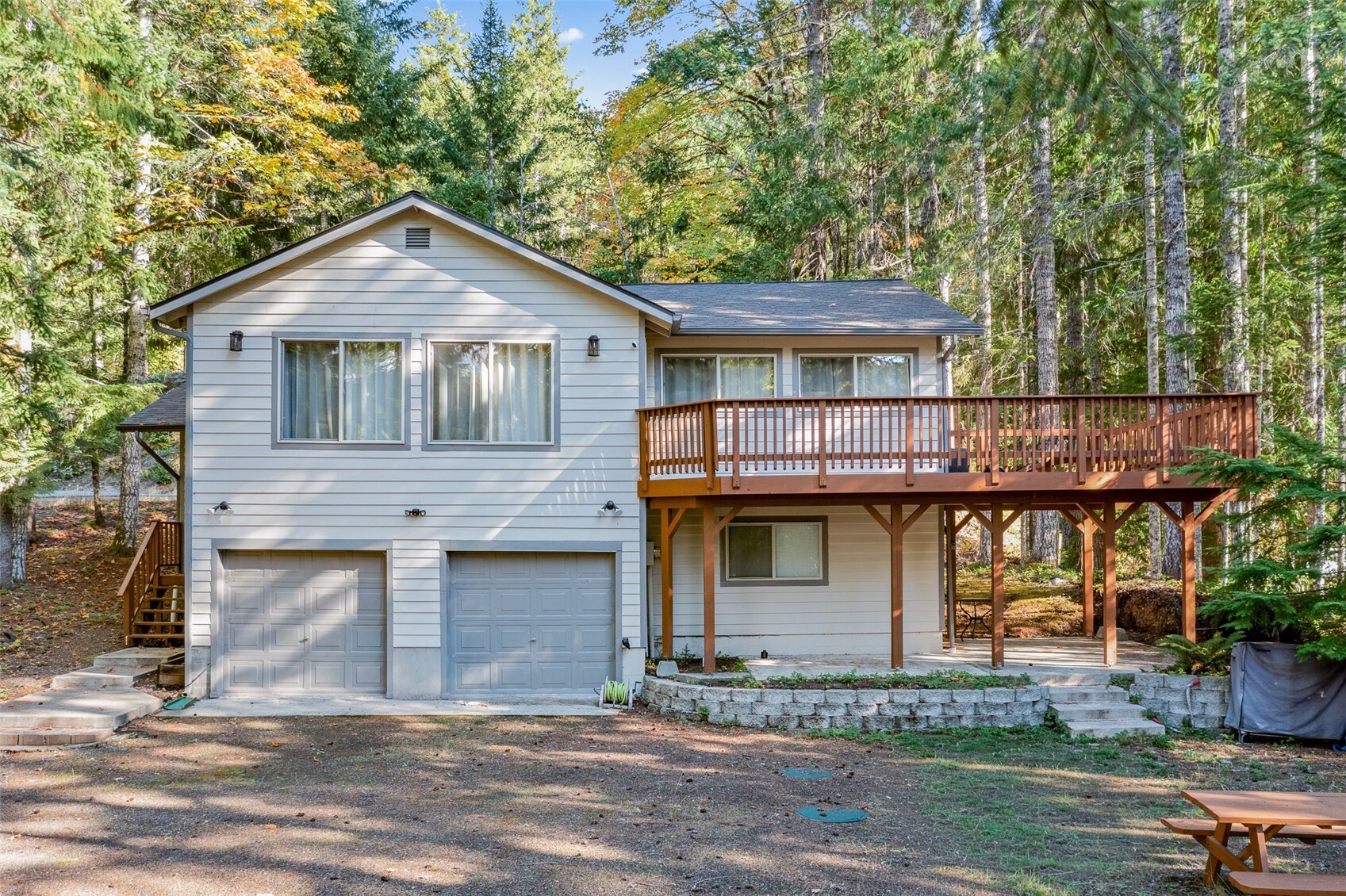 41 N Lookout Place Property Photo 1