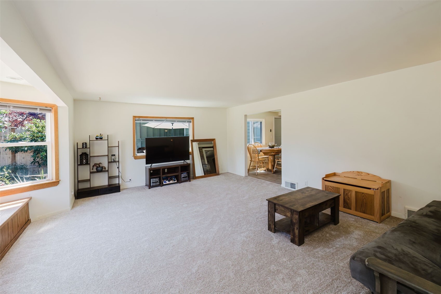 143 Dora Property Photo 6