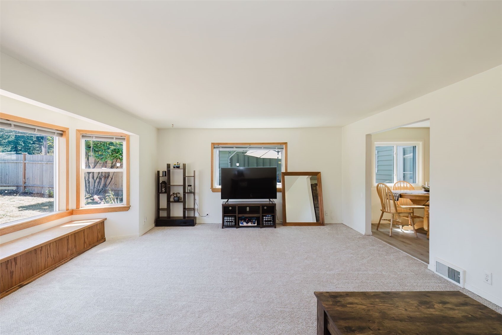 143 Dora Property Photo 8