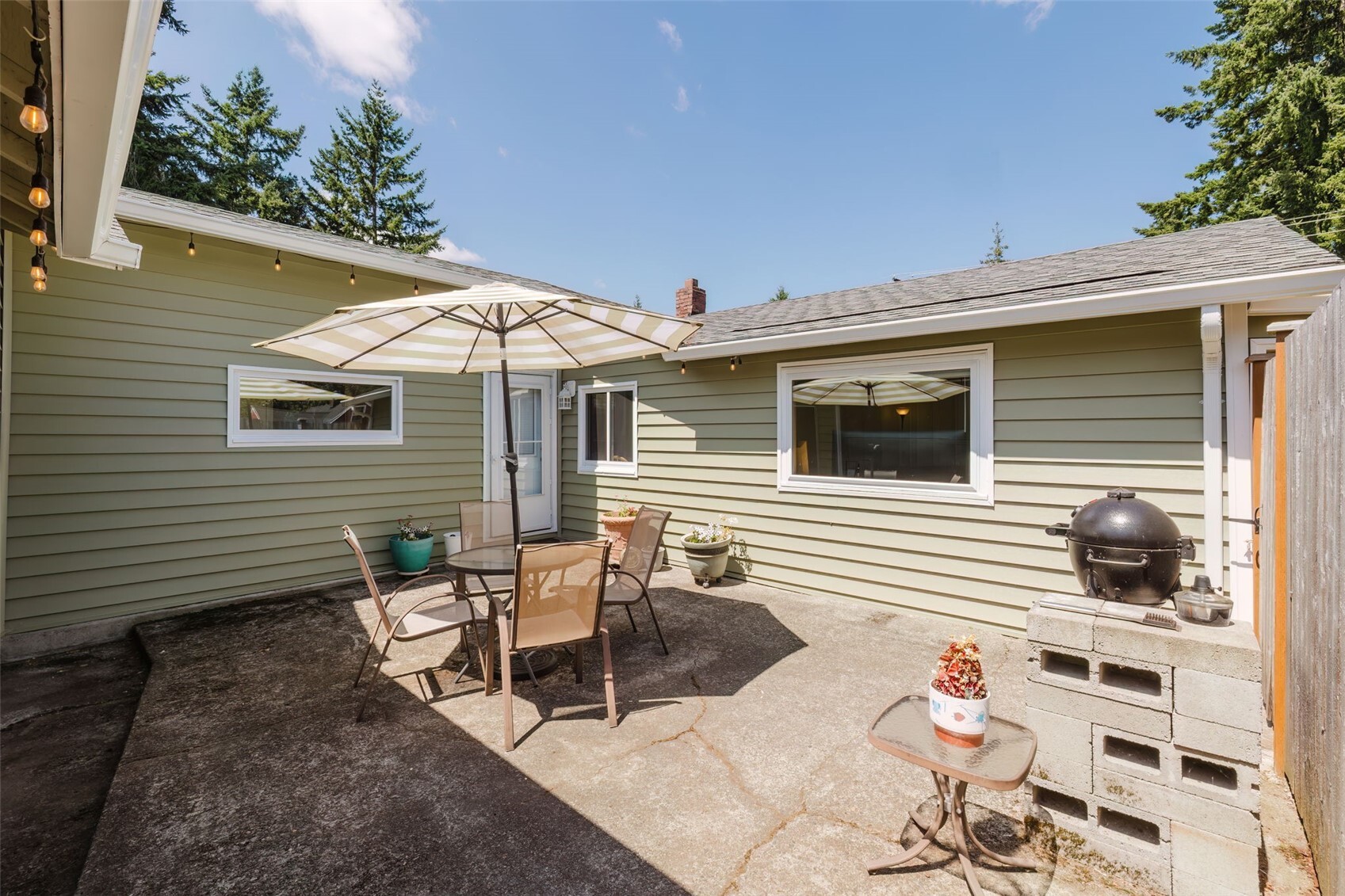 143 Dora Property Photo 28