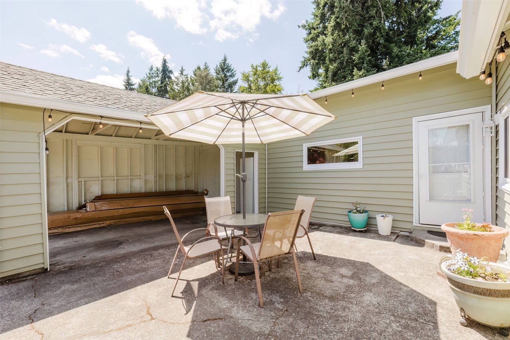 143 Dora Property Photo 29
