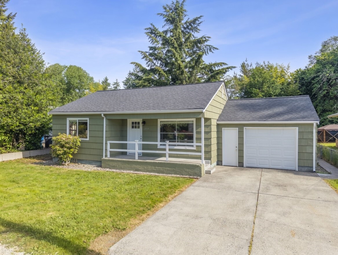 2110 Jackson Avenue Property Photo 2