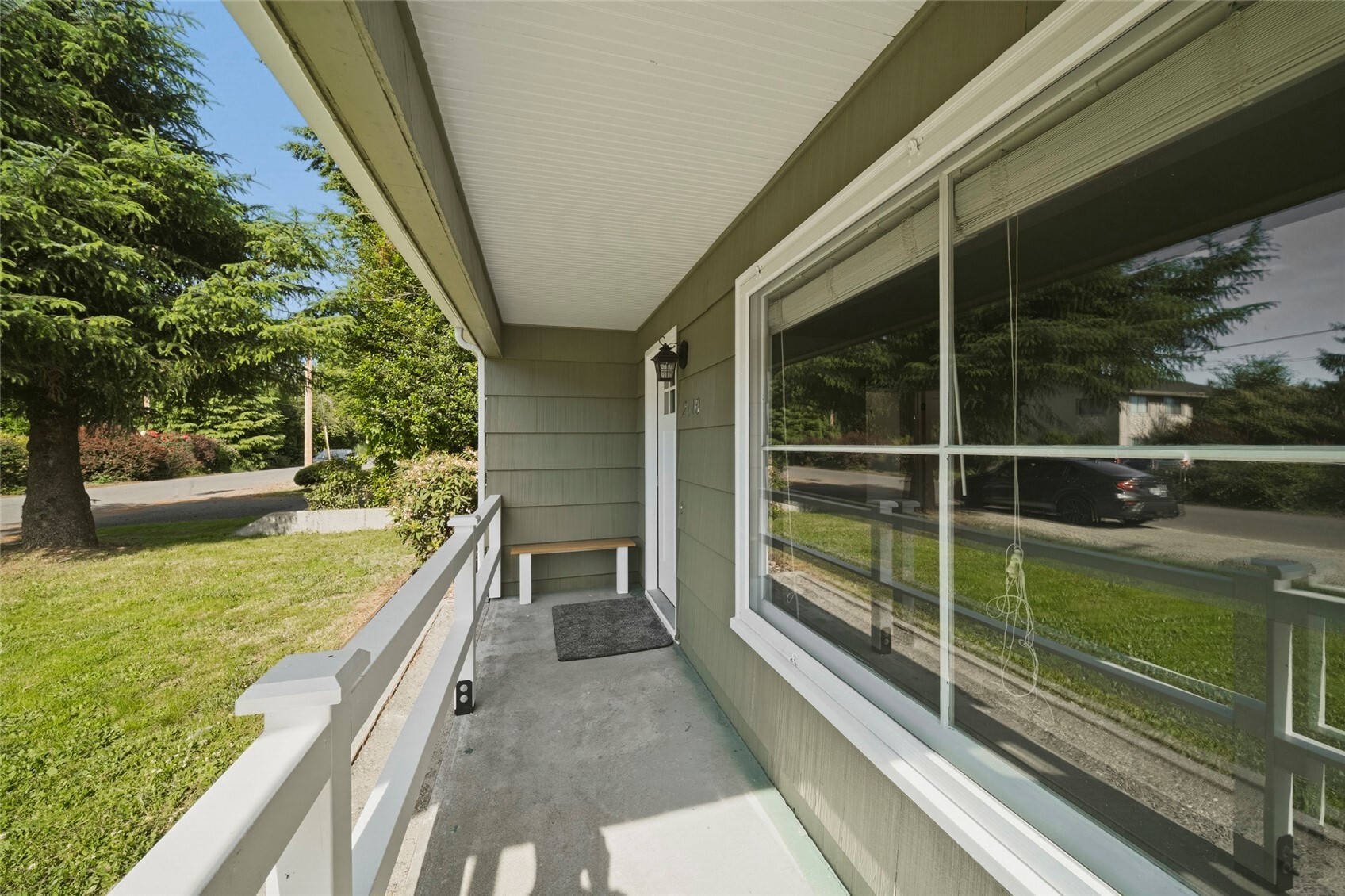 2110 Jackson Avenue Property Photo 3