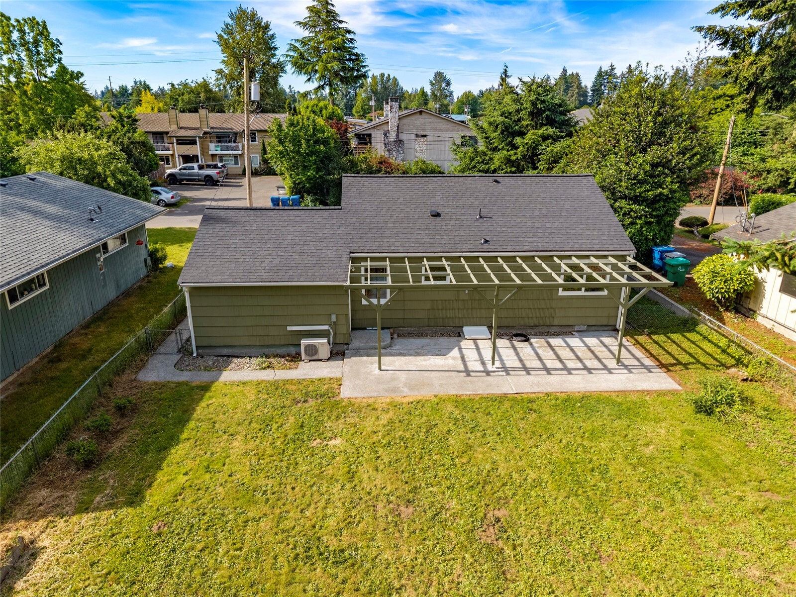 2110 Jackson Avenue Property Photo 17