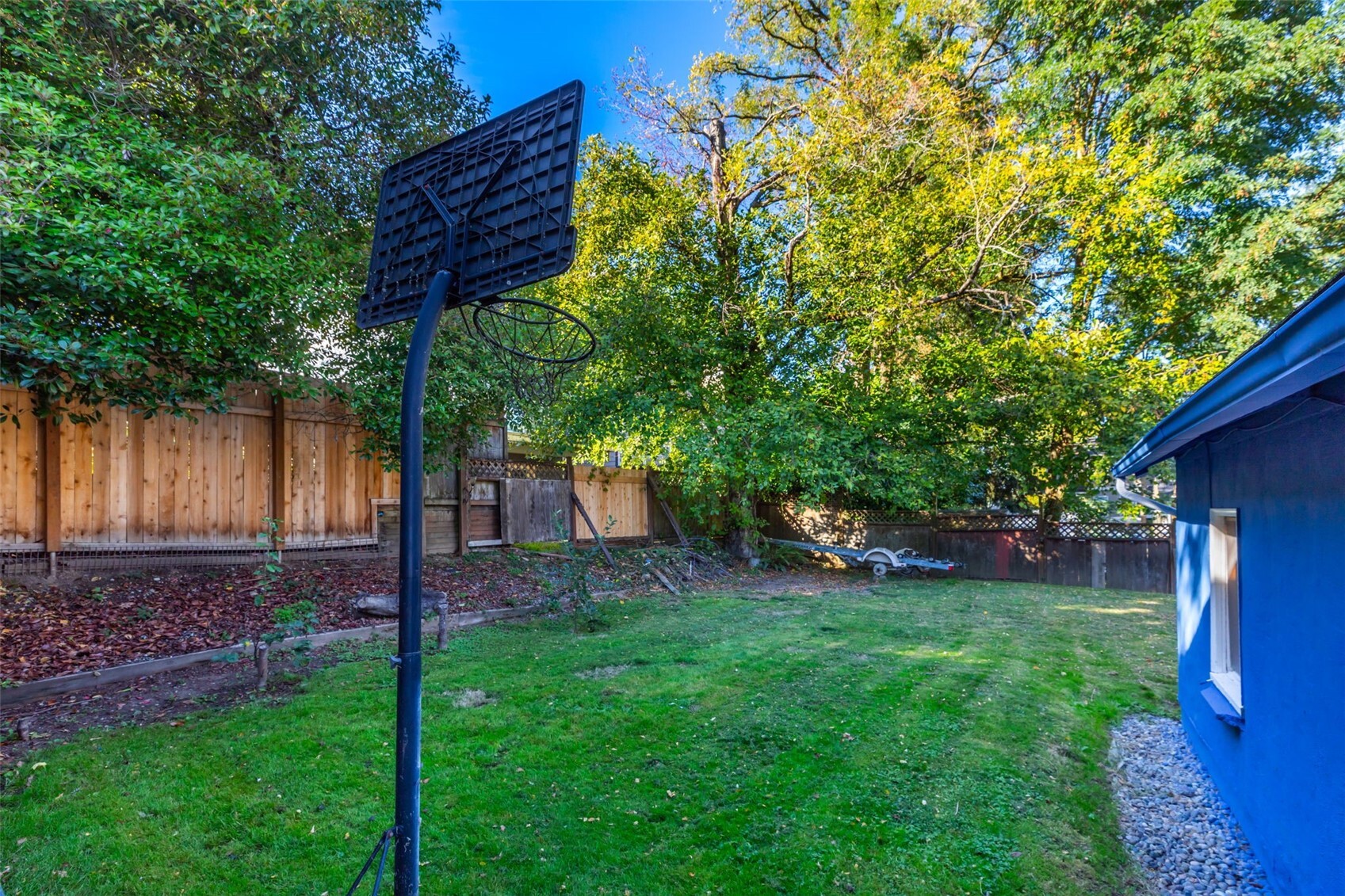 10433 1st Avenue Property Photo 18