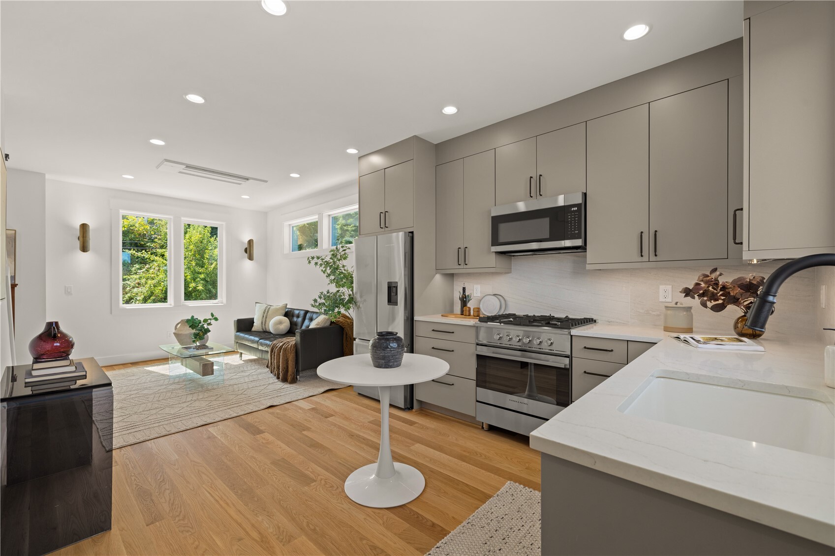 270 Fulton Street Property Photo 13